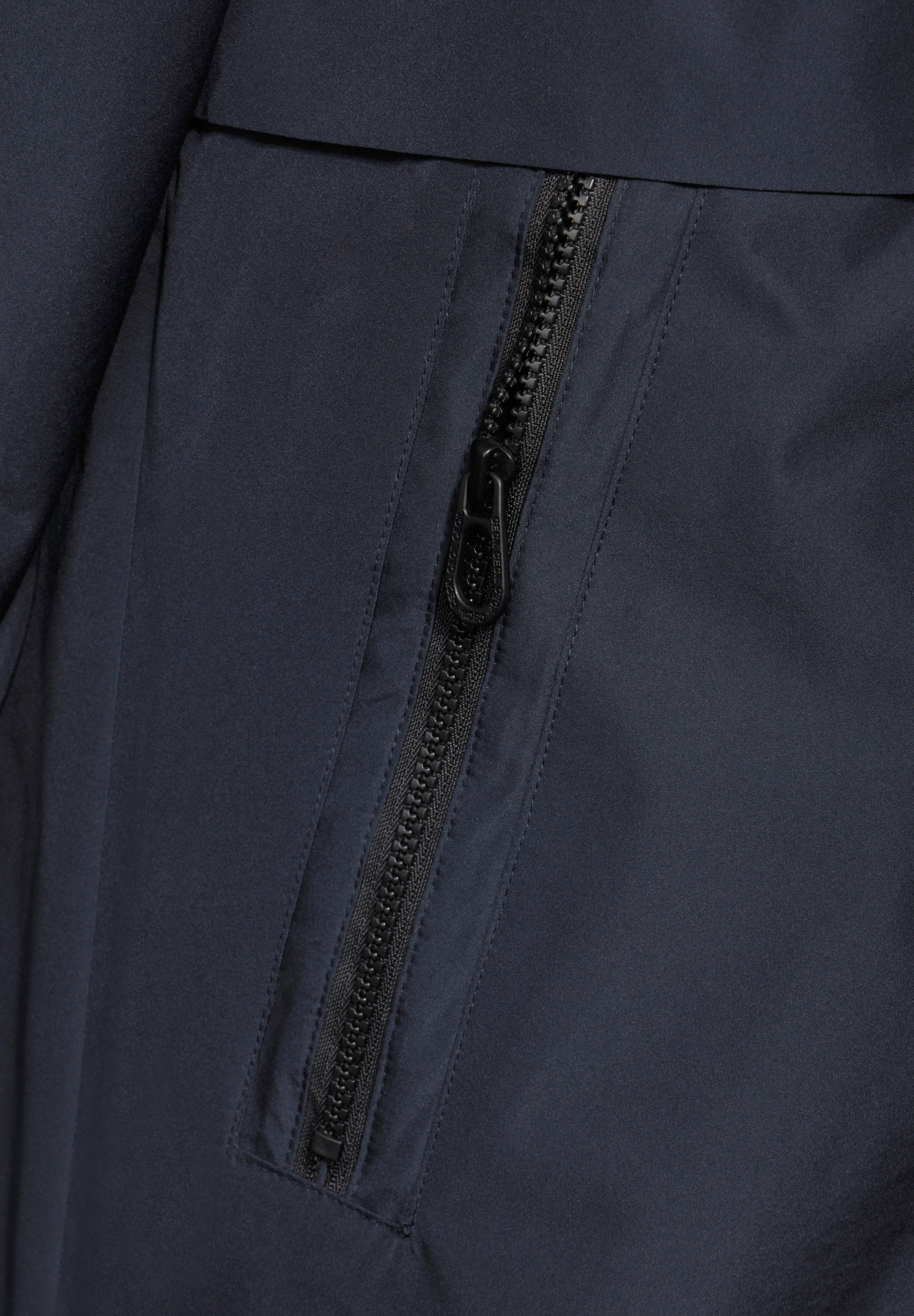 Cecil Trenchcoat, mit Kapuze mit Tunnelzugband