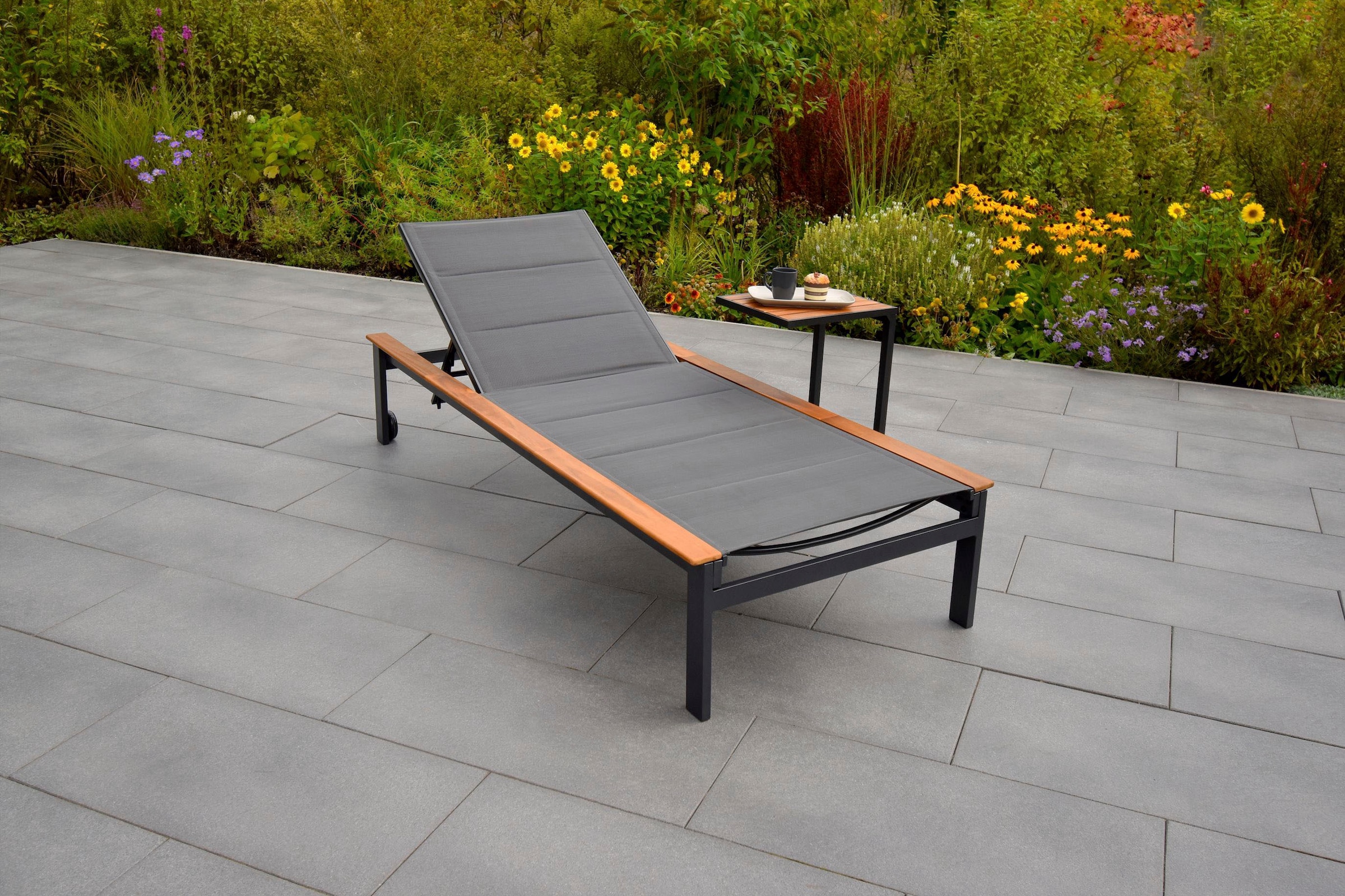 Gartenliege MERXX, grau, Gartenliegen, "Paxos", inkl. Beistelltisch