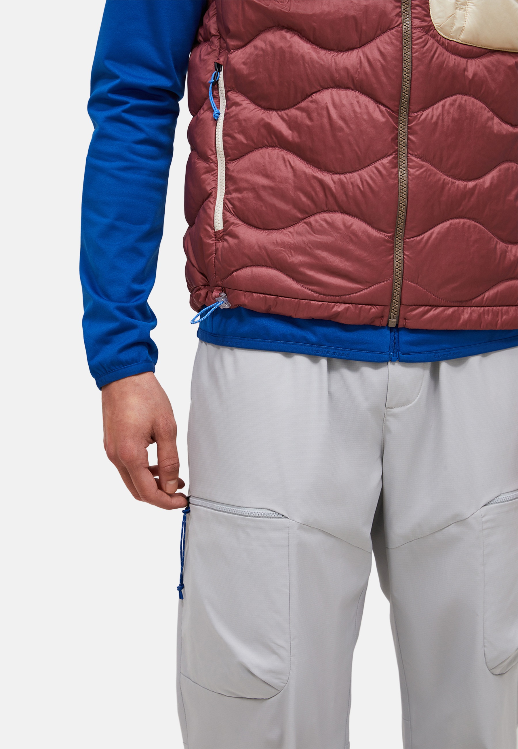 Peak Performance Daunenweste »M Helium Utility Down Vest« mit dezenten Farbdetails