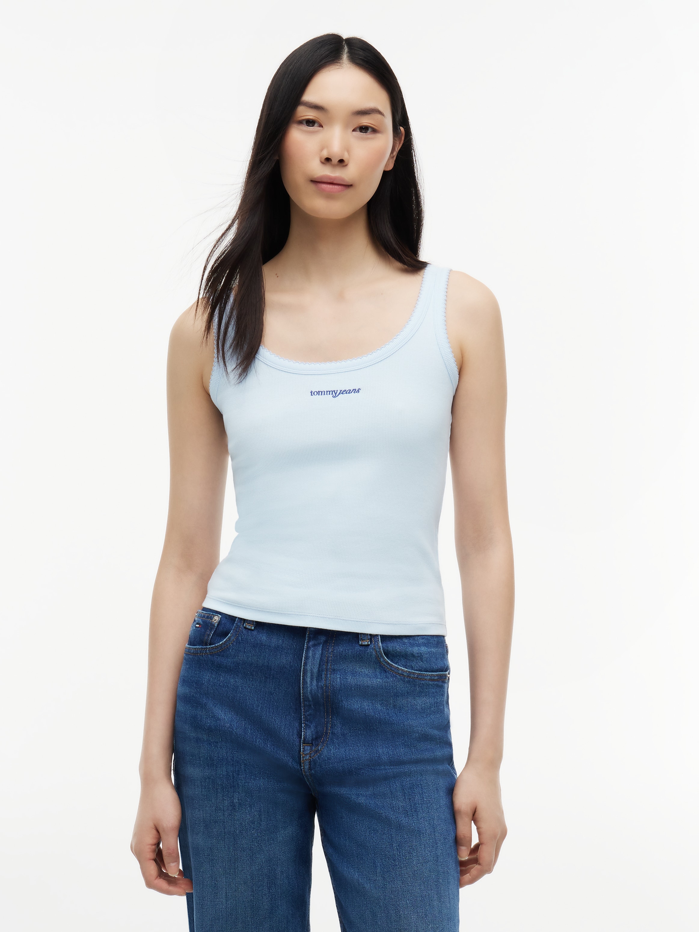 Tommy Jeans Trägertop "TJW SLIM SCRIPT RIB TANK" Baumwollmischung, slim fit, in gerippter Struktur, Logoschriftzug