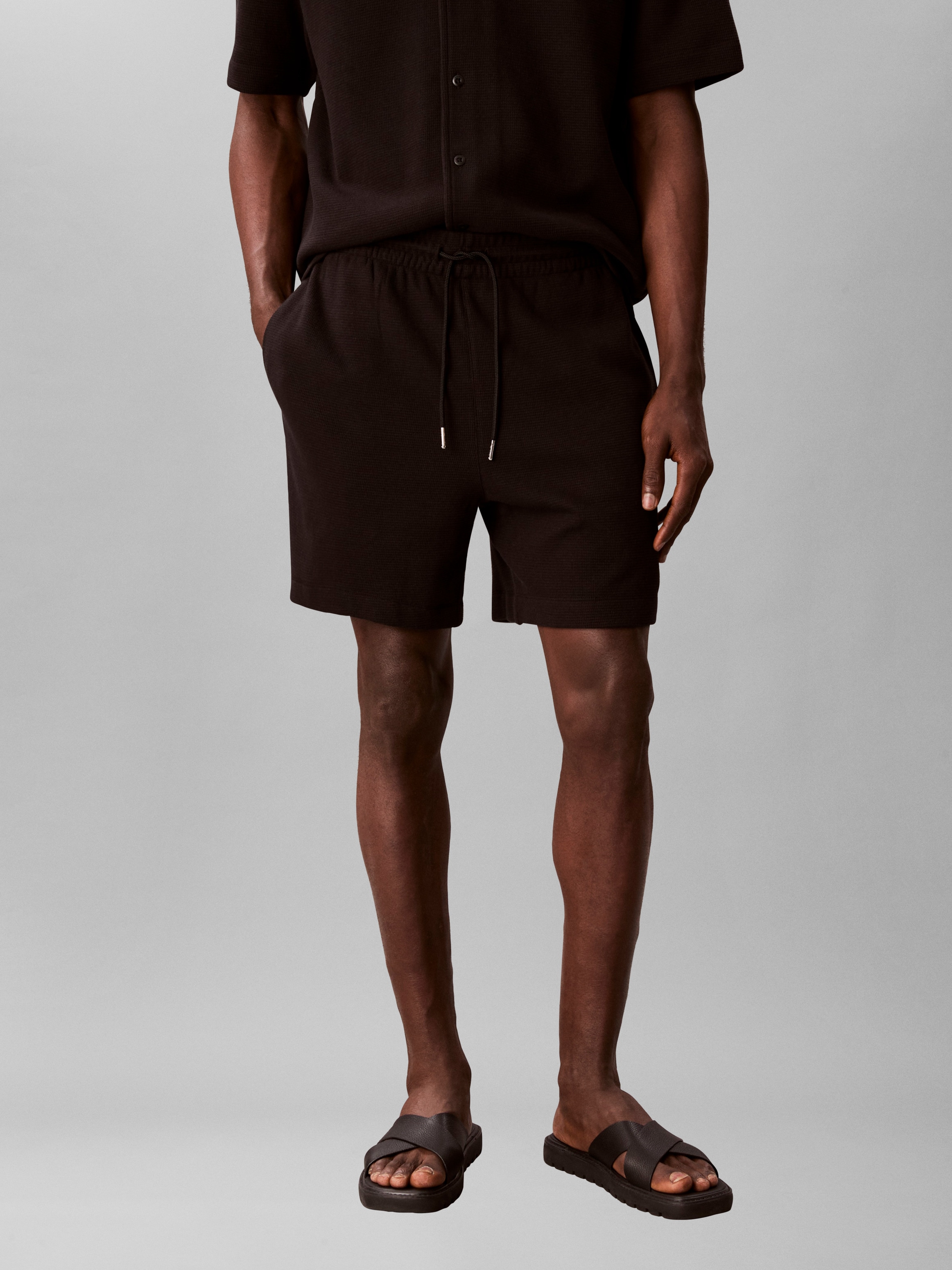 Calvin Klein Jeans Sweatshorts "HD COTTON WAFFLE SHORT" Mit elastischem Bun günstig online kaufen