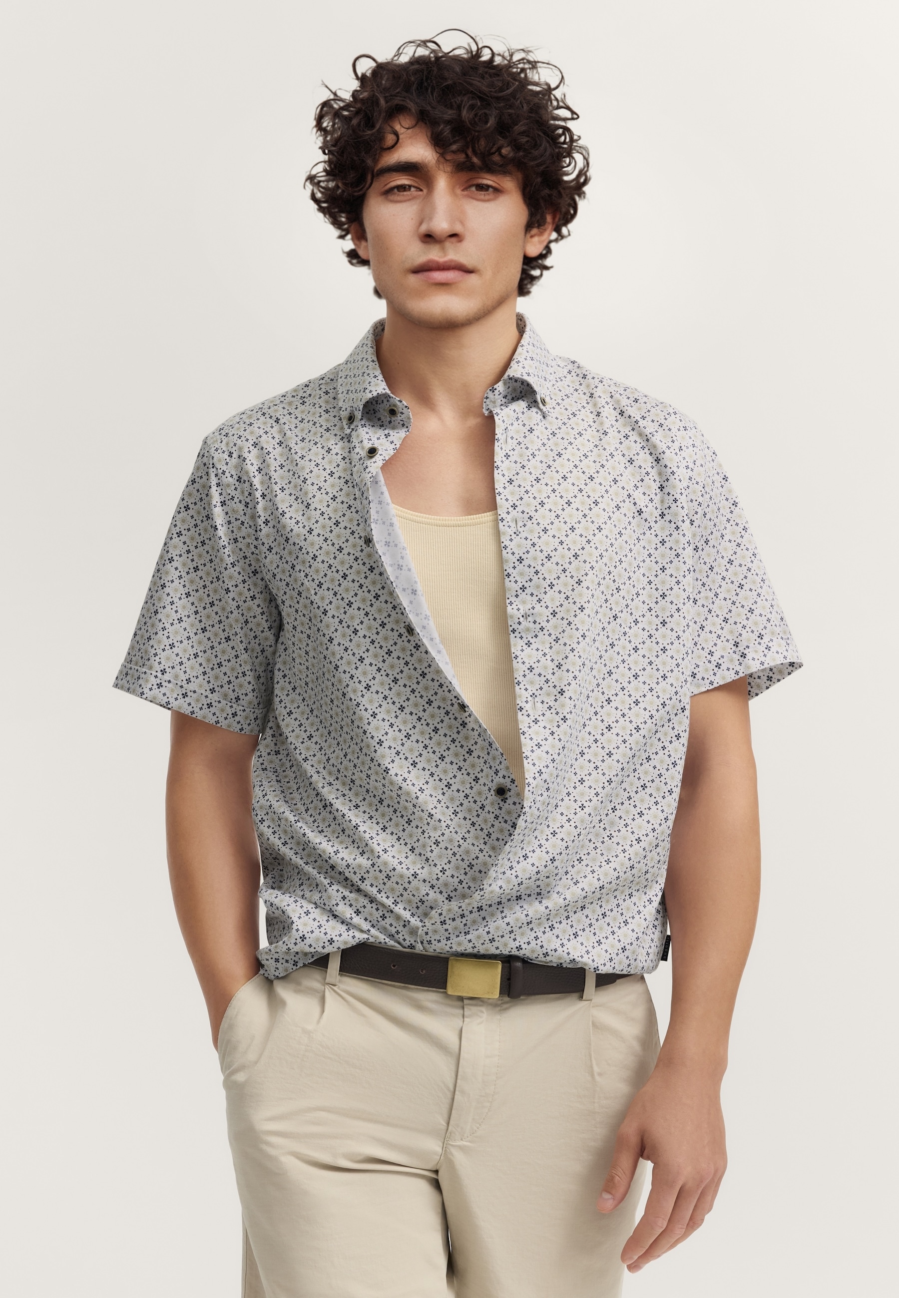 bugatti Kurzarmhemd elegant mit Allover-Muster günstig online kaufen