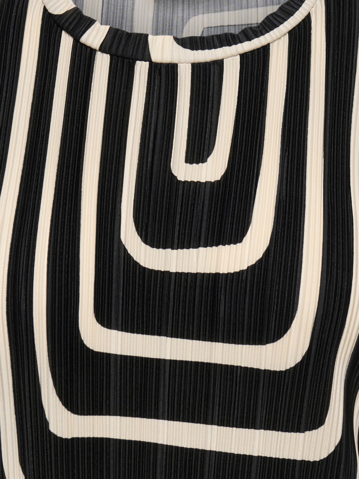 ONLY CARMAKOMA Kurzarmshirt »CARRAVENNA S/S PLISSE AOP TOP JRS NOOS«