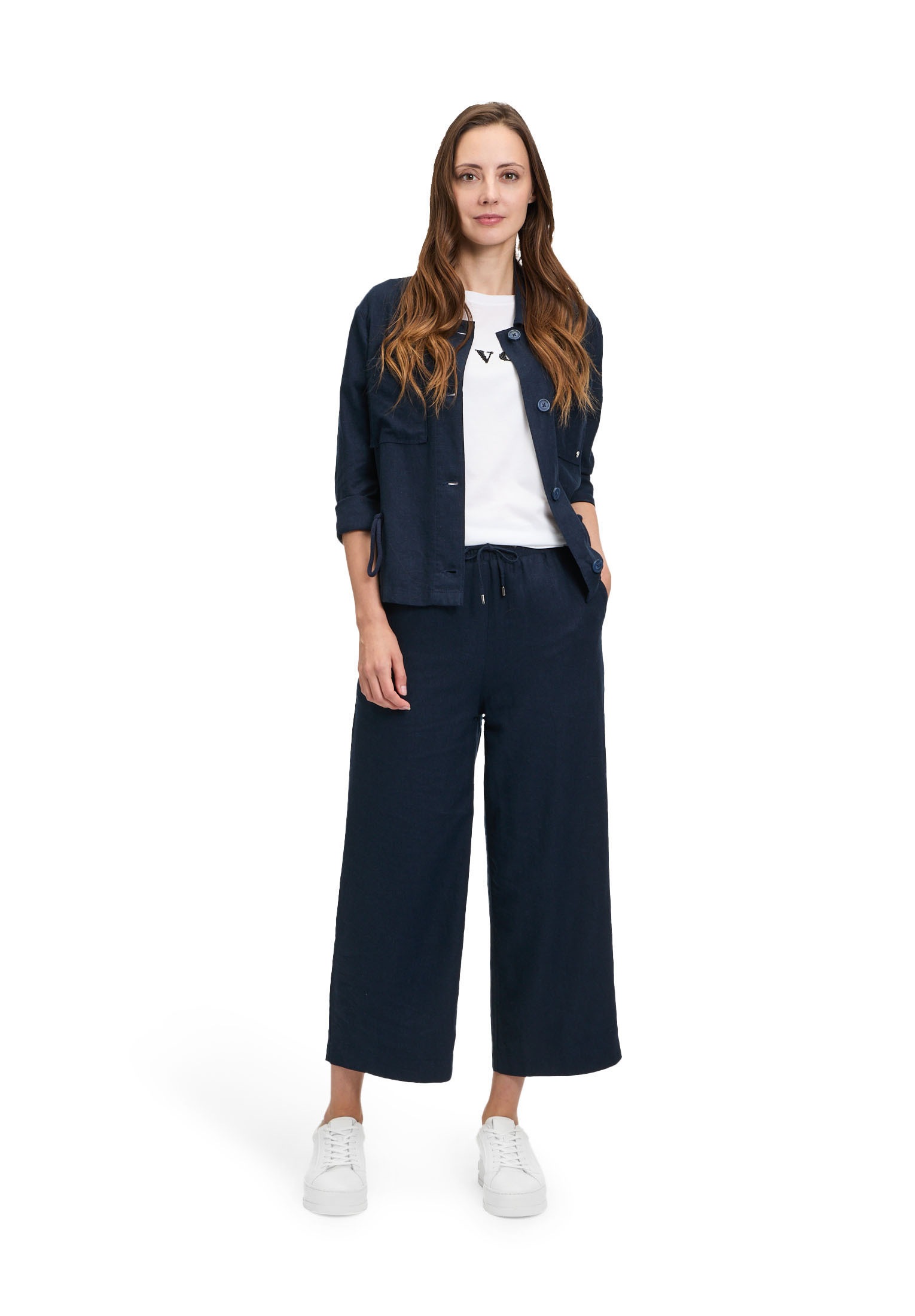 Betty&Co Kurzarmshirt »Betty & Co Casual-Shirt mit Stickerei«, (1 tlg.), Strass