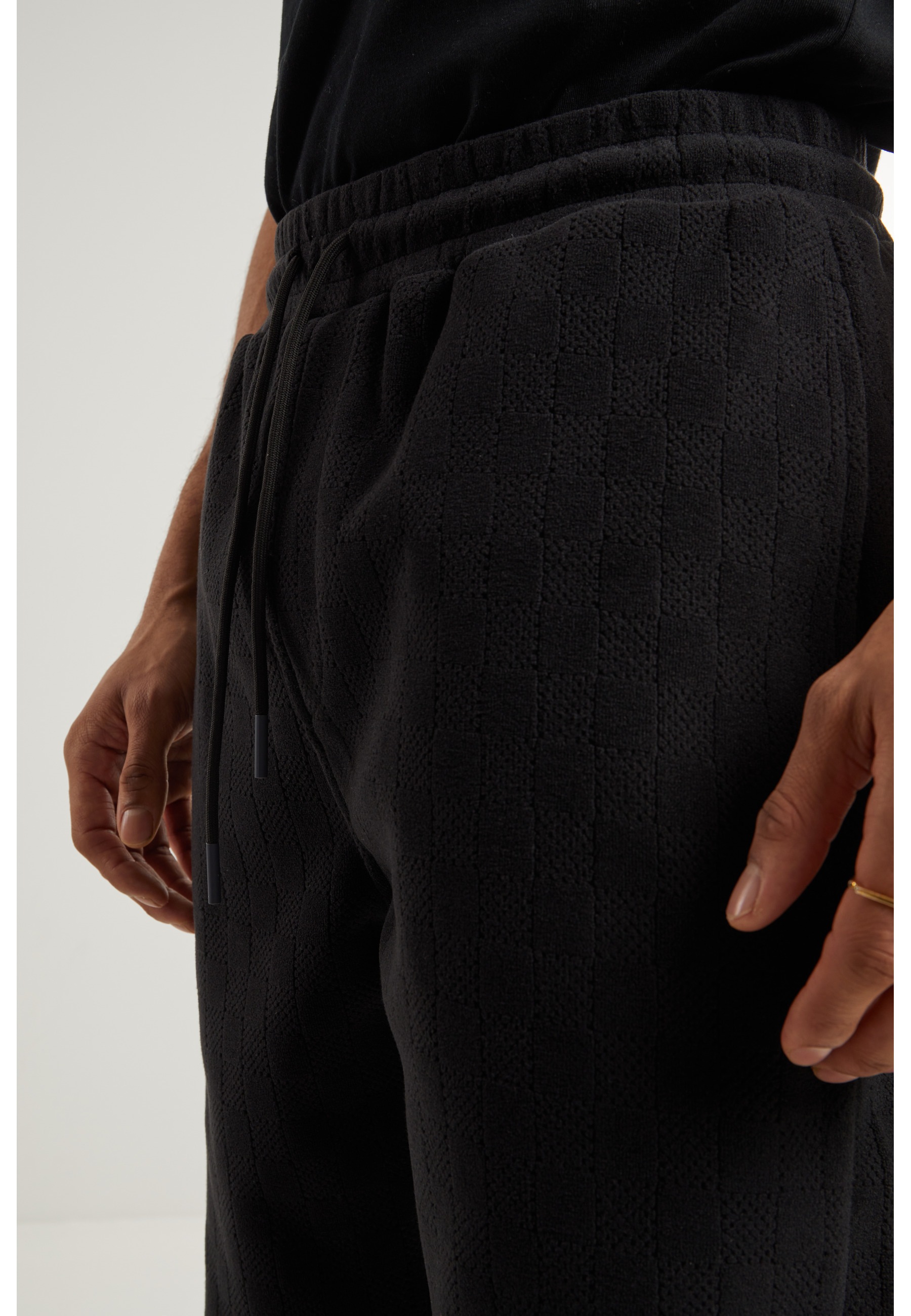 URBAN CLASSICS Jogginghose »Urban Classics Jacquard Velvet Wide Sweatpants«