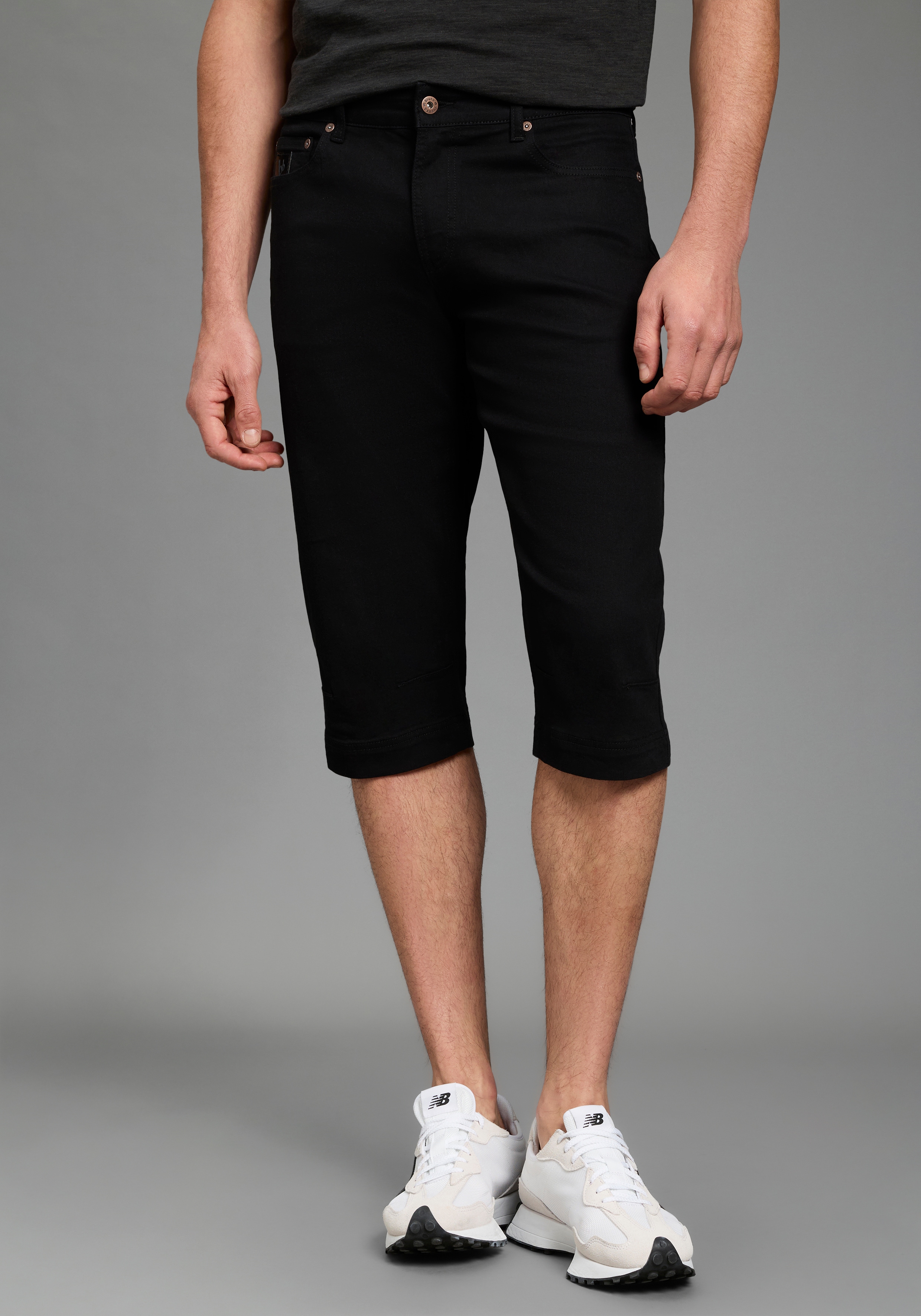 Bruno Banani Jeansbermudas "Hutch-Bermuda" Straight-Fit, normale Leibhöhe, aus elastischem Denim-Material