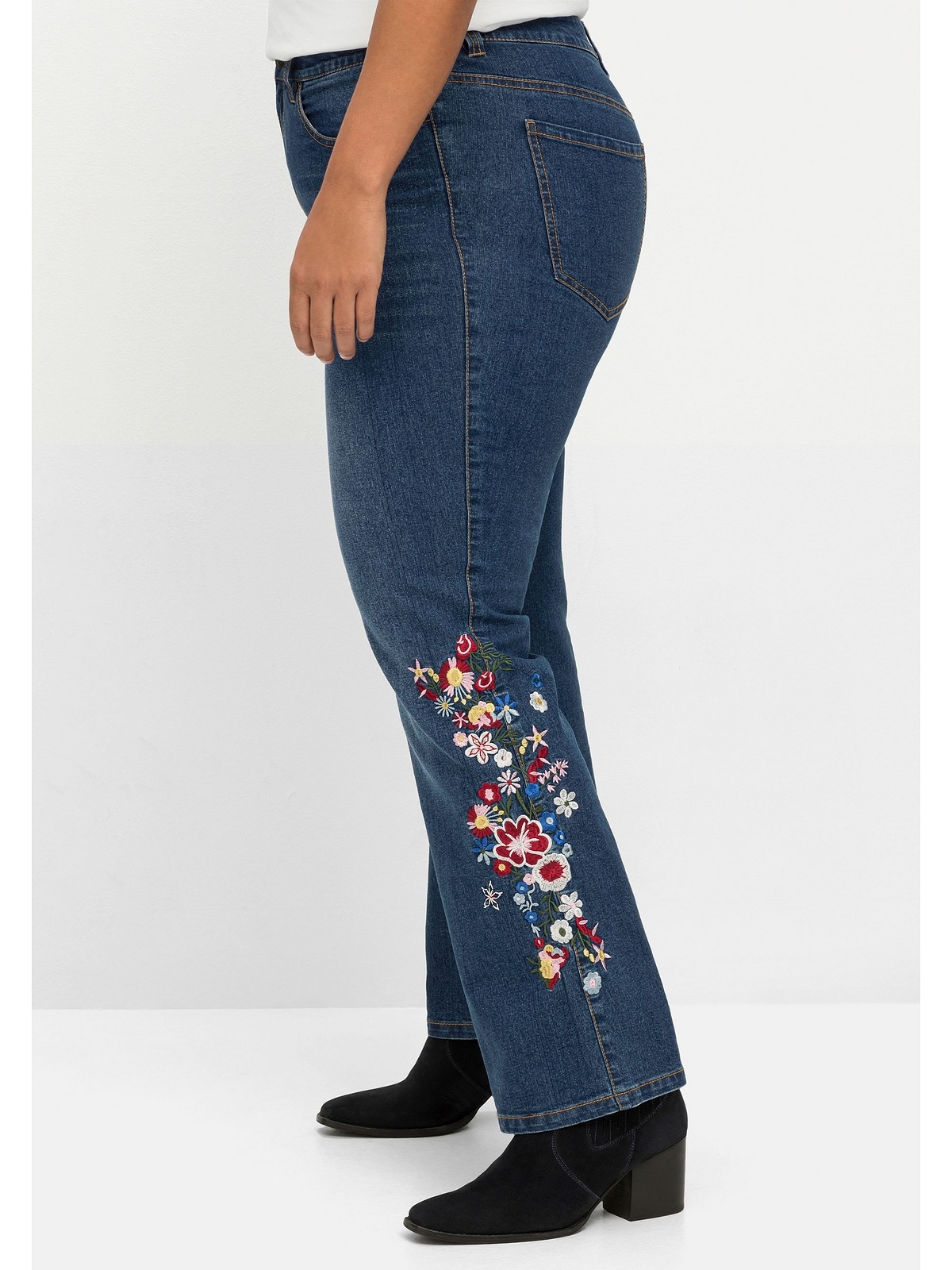 sheego by Joe Browns Bootcut-Jeans »Große mit Größen«, seitlich Bein | Blumenstickerei kaufen am BAUR