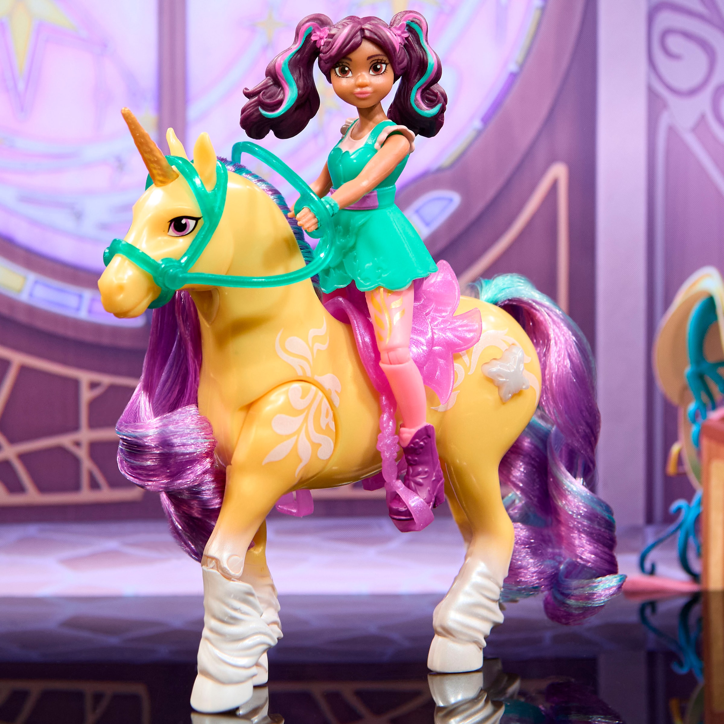 Spin Master Anziehpuppe »Unicorn Academy - Ava & Pflanzen-Magie Leaf«, mit echter Mähne und Leuchteffektt