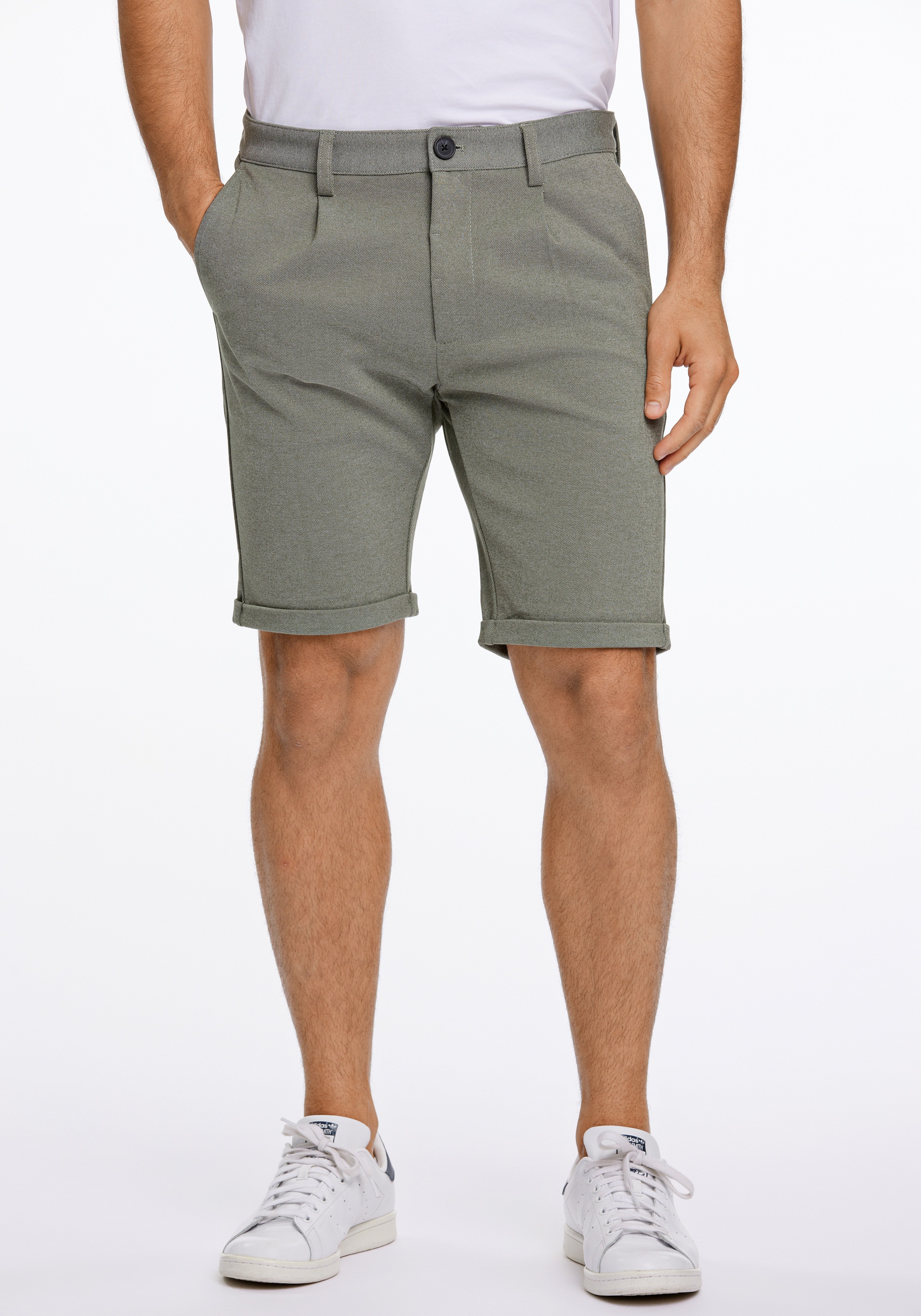 LINDBERGH Shorts "Performance-Shorts Regular Fit" günstig online kaufen