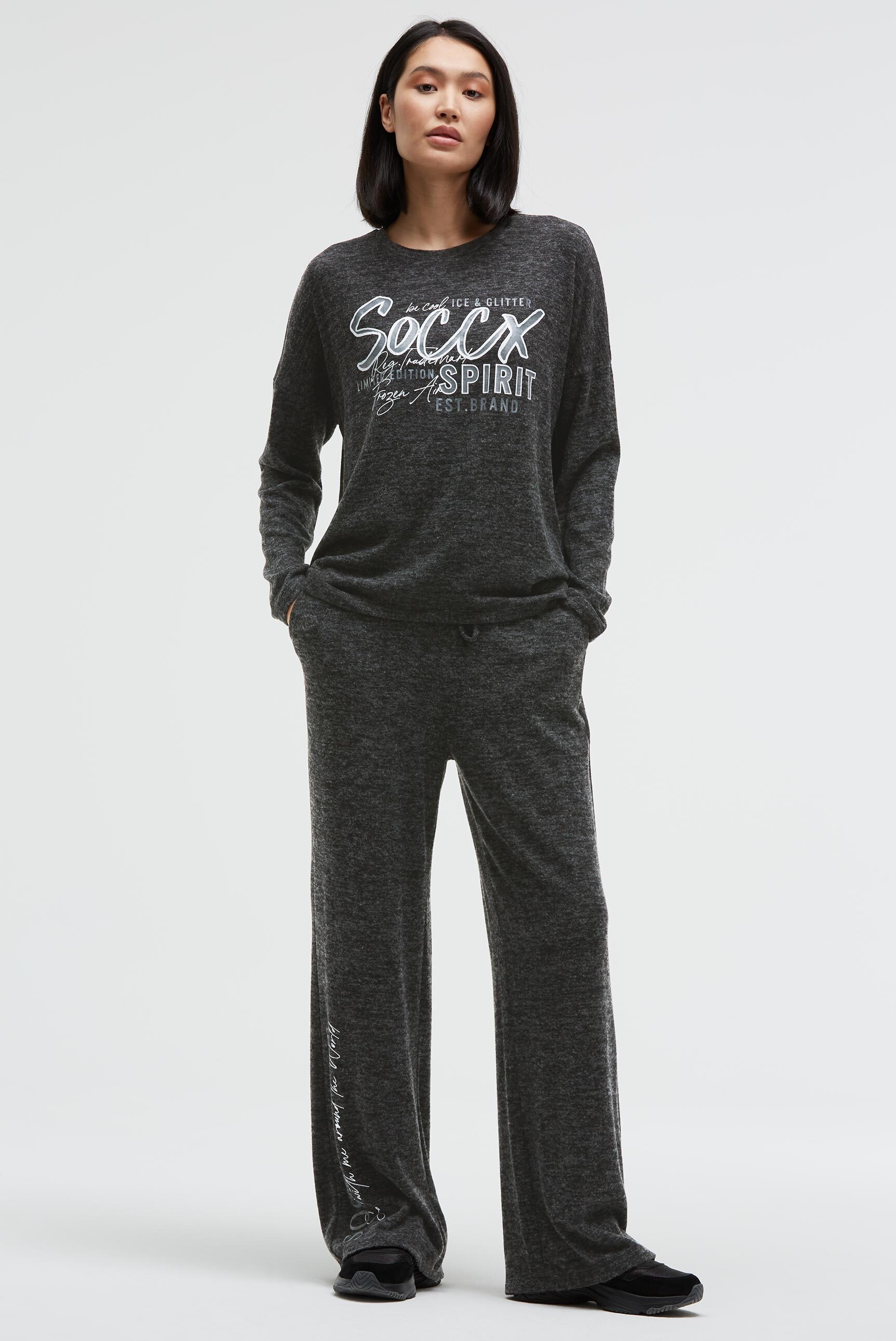 SOCCX Rundhalspullover mit überschnittenen Schultern