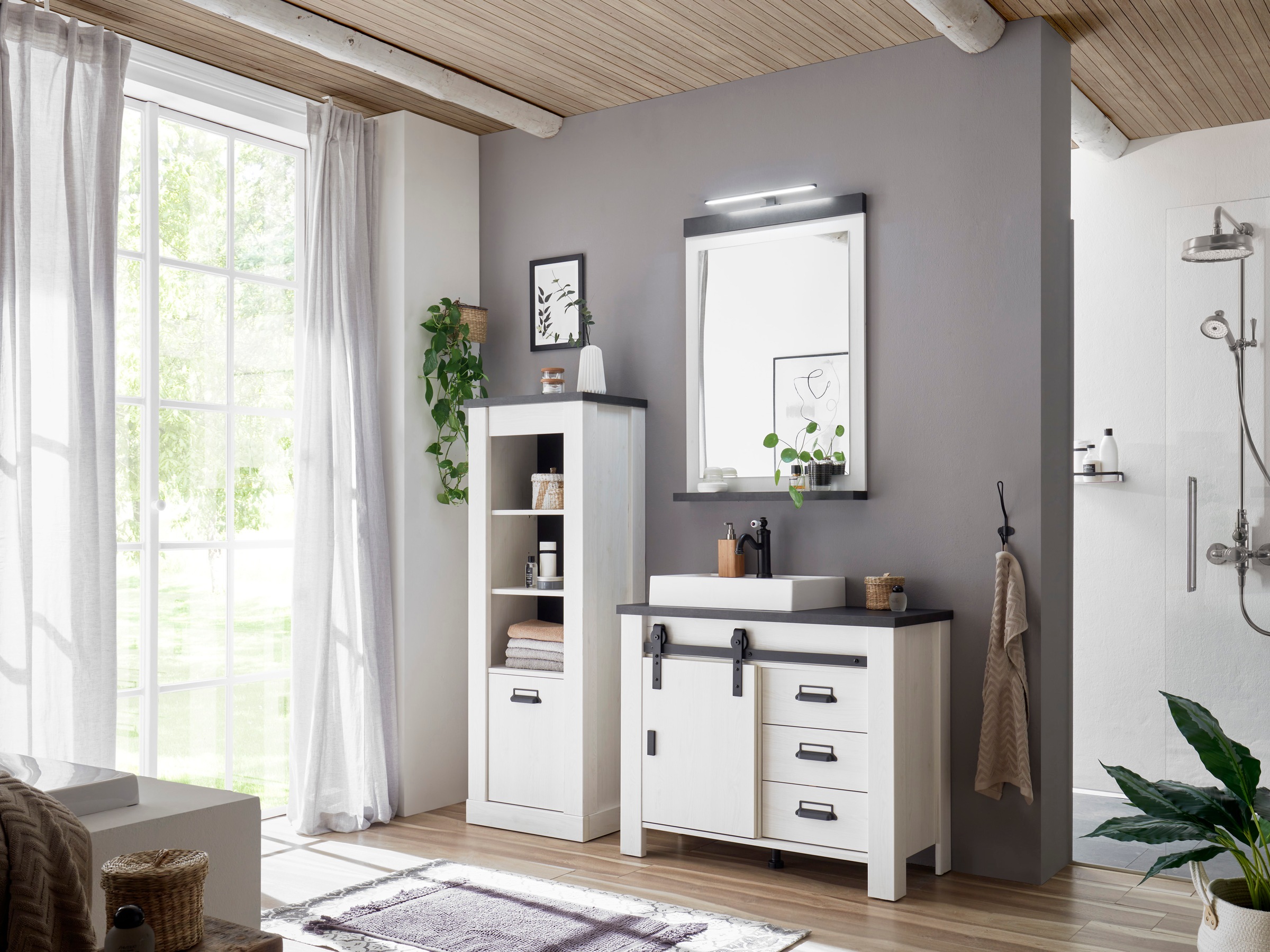 Home affaire Badspiegel »SHERWOOD, Spiegel im modernen Design«, (1 St.), in 2 Farben verfügbar, inkl. LED-Beleuchtung, mit Ablageboden