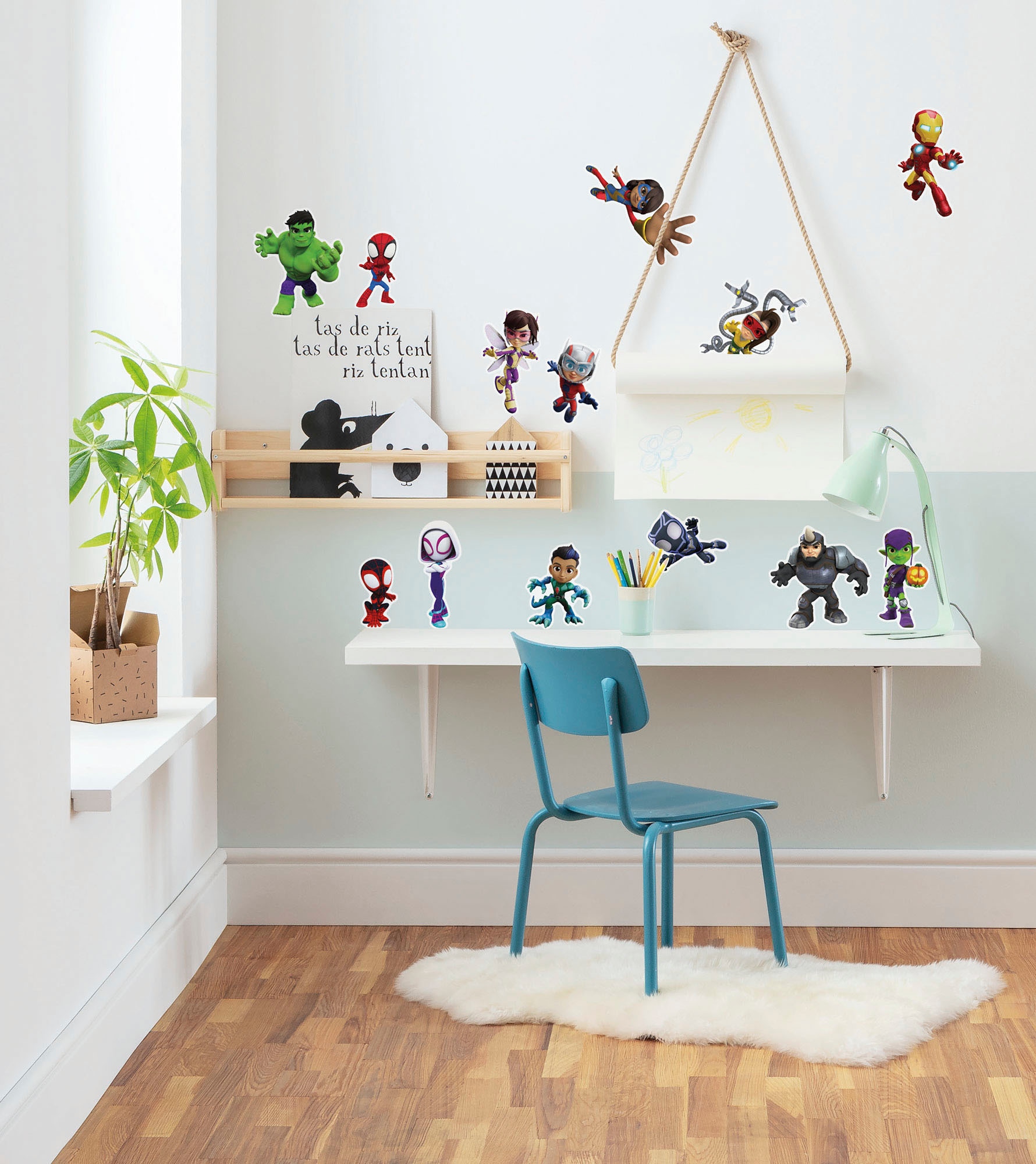 Komar Wandtattoo "Spidey and Friends - Größe 50 x 70 cm", (13 St.), selbstklebend, Wandsticker, Kinderzimmer