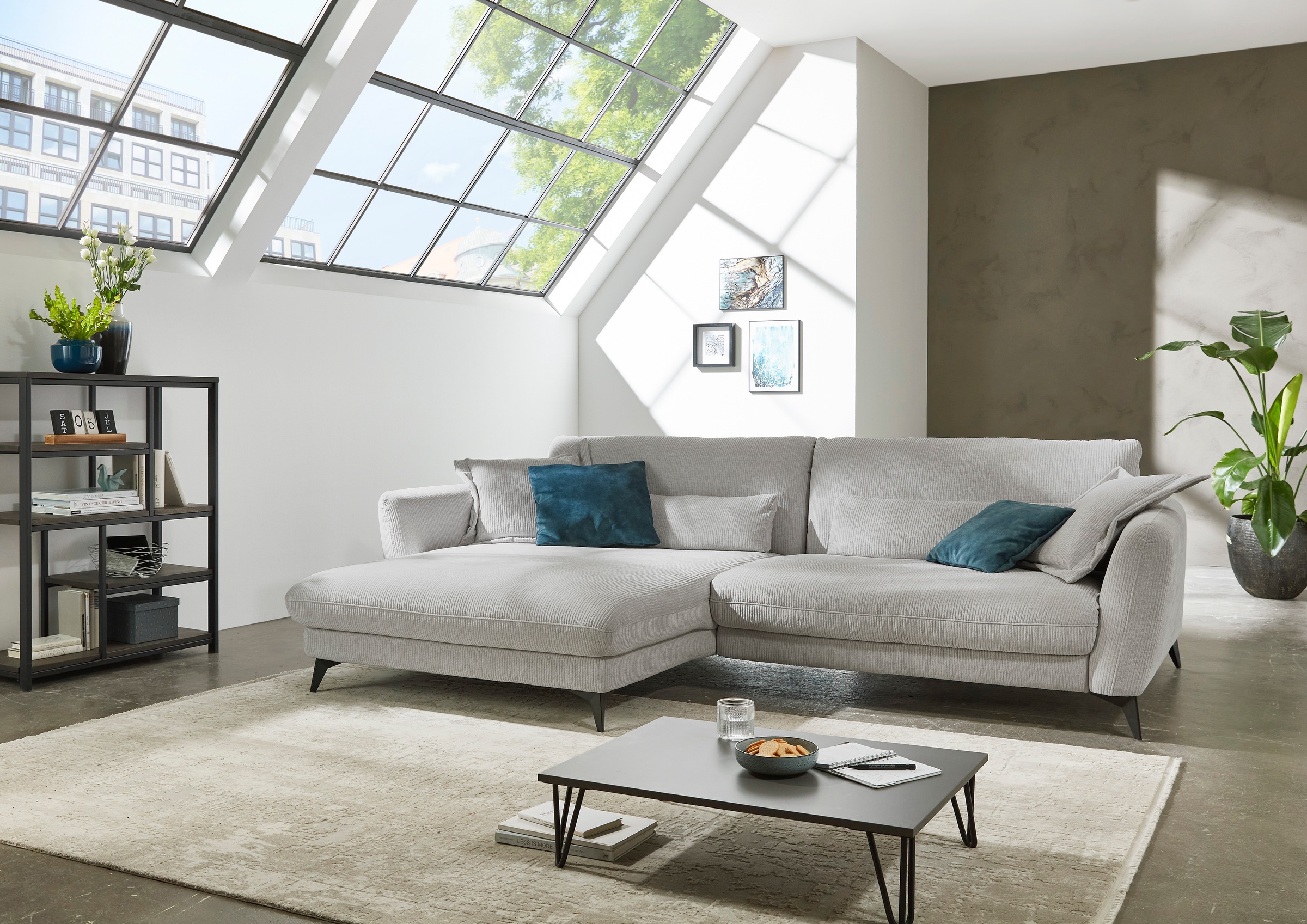 Die PlanBar Ecksofa »MP-IN23149 L-Form«, Kaltschaumpolsterung mit SoftSitz, Lose Rückenkissen
