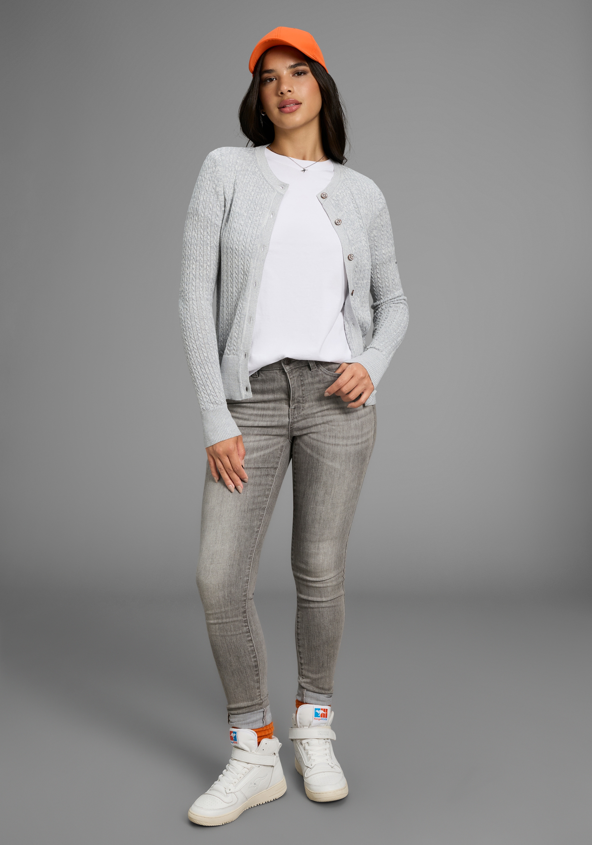 KangaROOS Strickjacke, Strickjacke mit Zopfmuster in mélange Optik - NEUE-KOLLEKTION