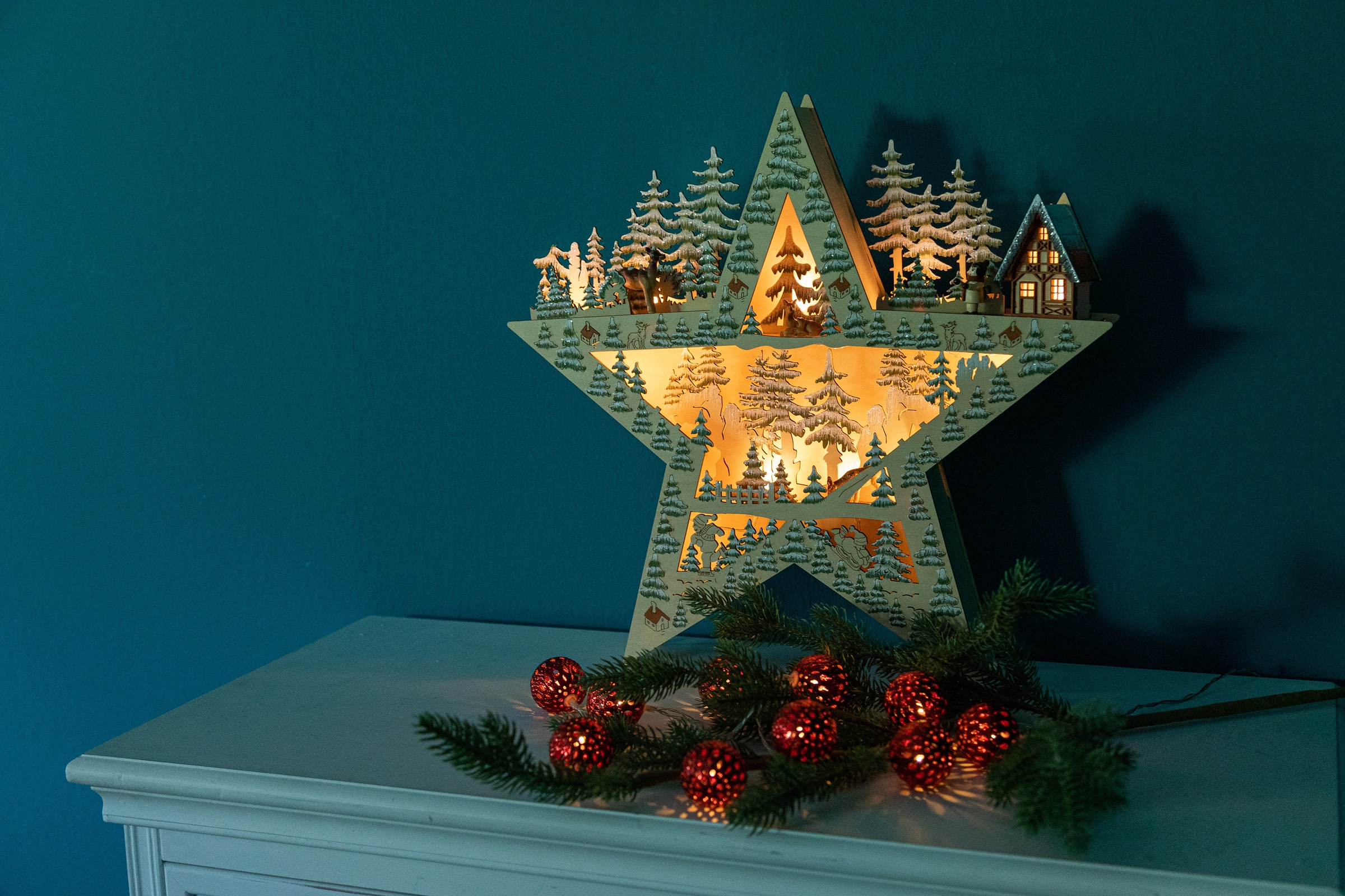 Myflair Möbel & Accessoires Dekostern, (1 St.), Stern mit LED-Beleuchtung, aus Holz, Höhe ca. 42 cm, Weihnachtsdeko
