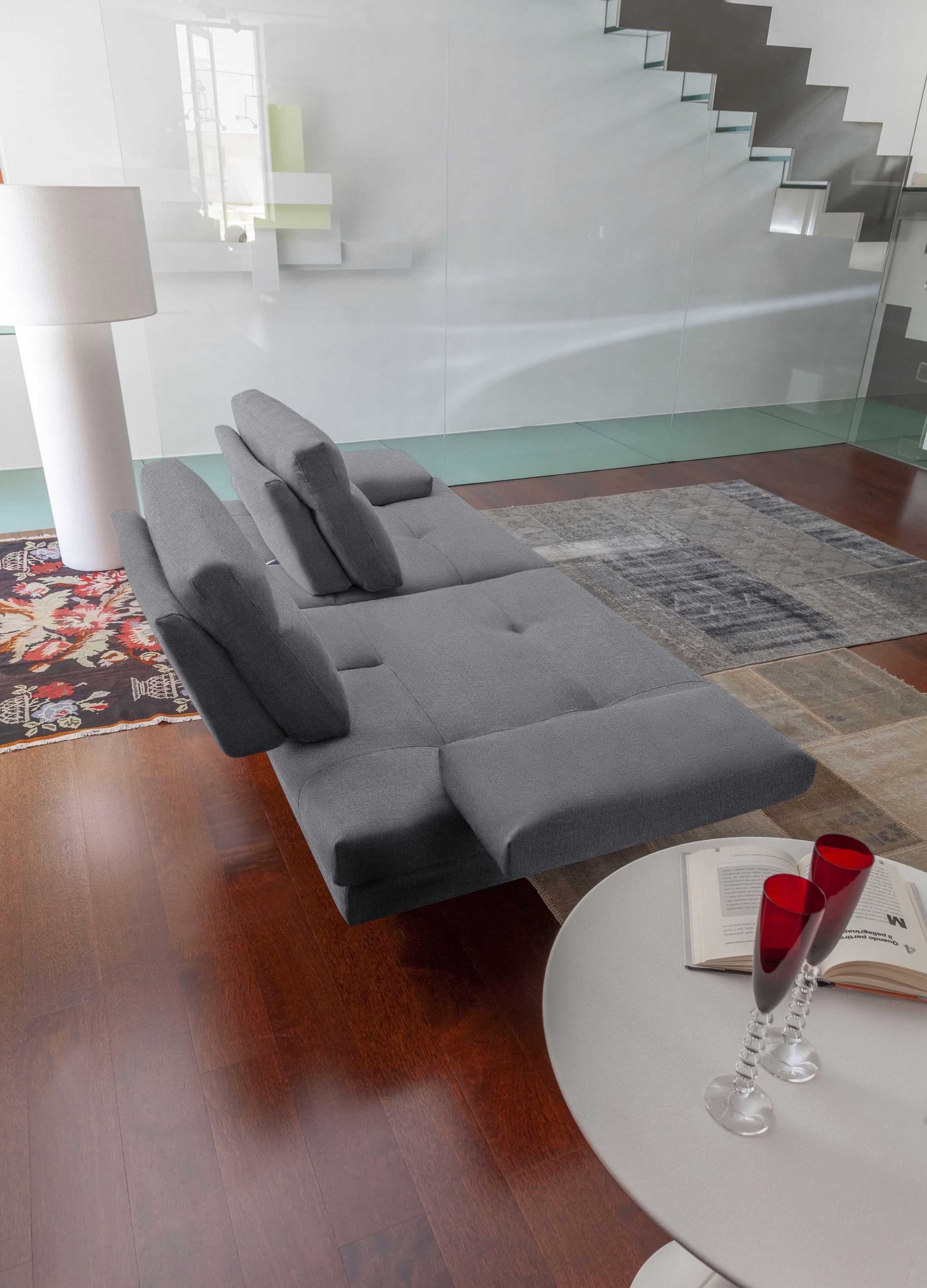 CALIA ITALIA 3,5-Sitzer »Toby Wing, 228 cm breit, italienisches Designsofa, Megasofa« inkl. Sitztiefenverstellung und Armteilfunktion, Füße in Schwarz matt