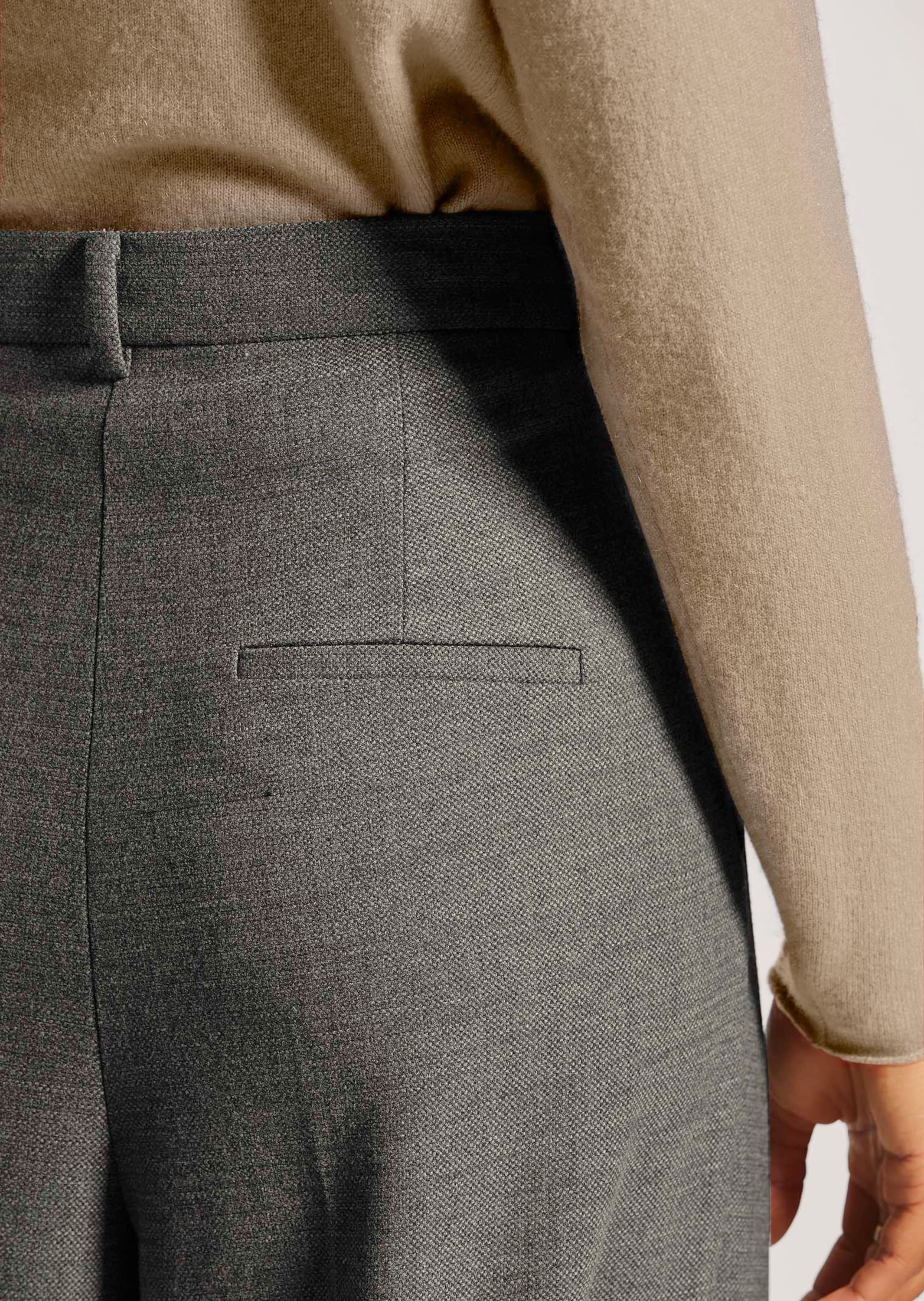 MADELEINE Bundfaltenhose »Palazzohose Weite Bundfaltenhose mit Formbund«  Weite Bundfaltenhose mit Bügelfalte
