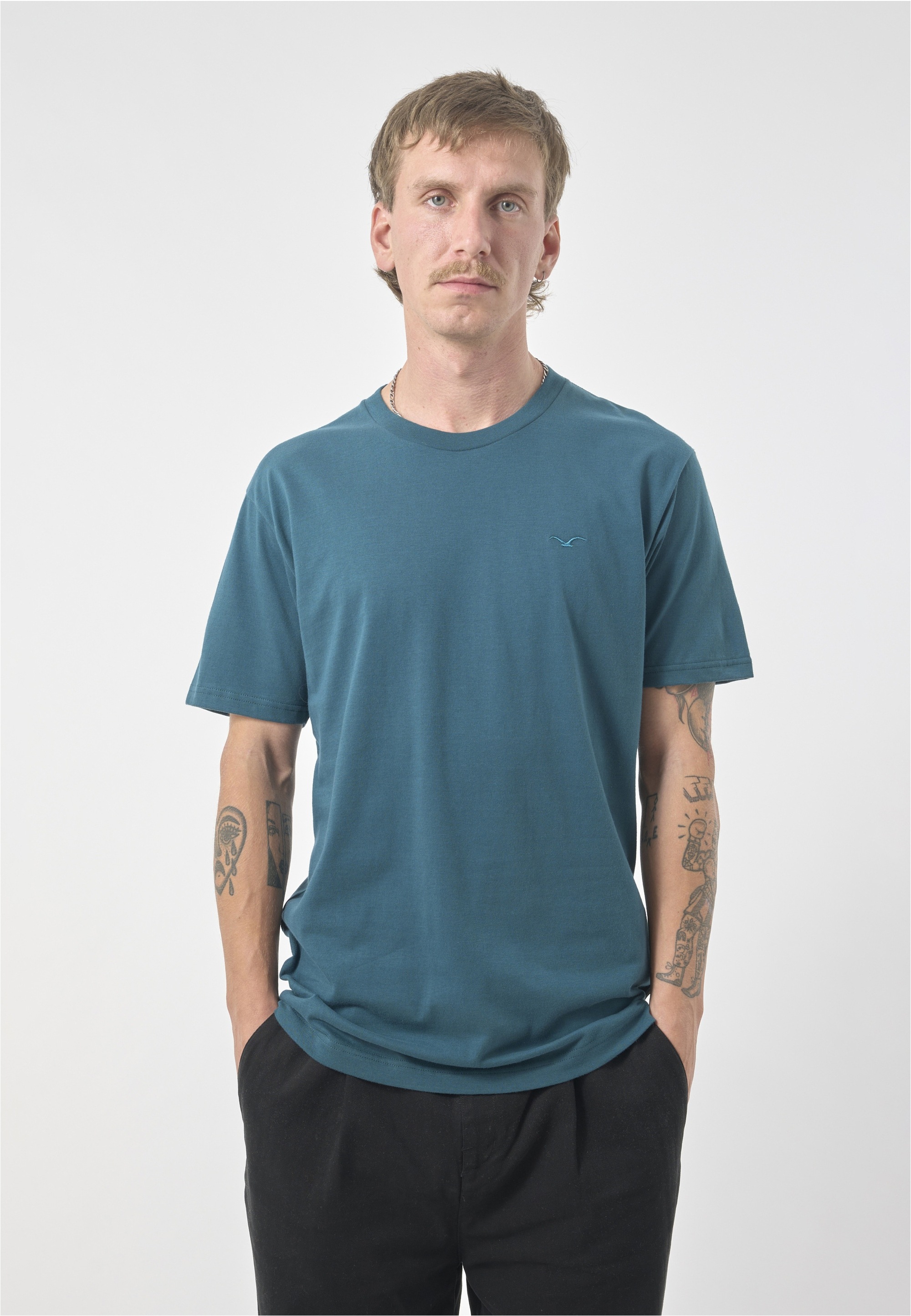 Cleptomanicx T-Shirt »Ligull Regular« 1 Stk. mit kleiner Logo-Stickerei