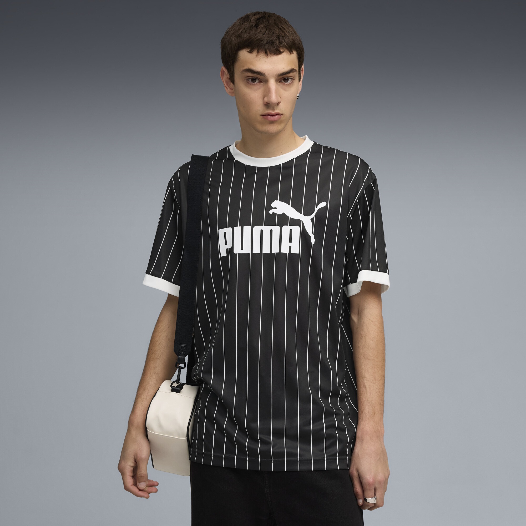 PUMA Trainingsshirt »Essentials Gestreiftes Trikot Herren«