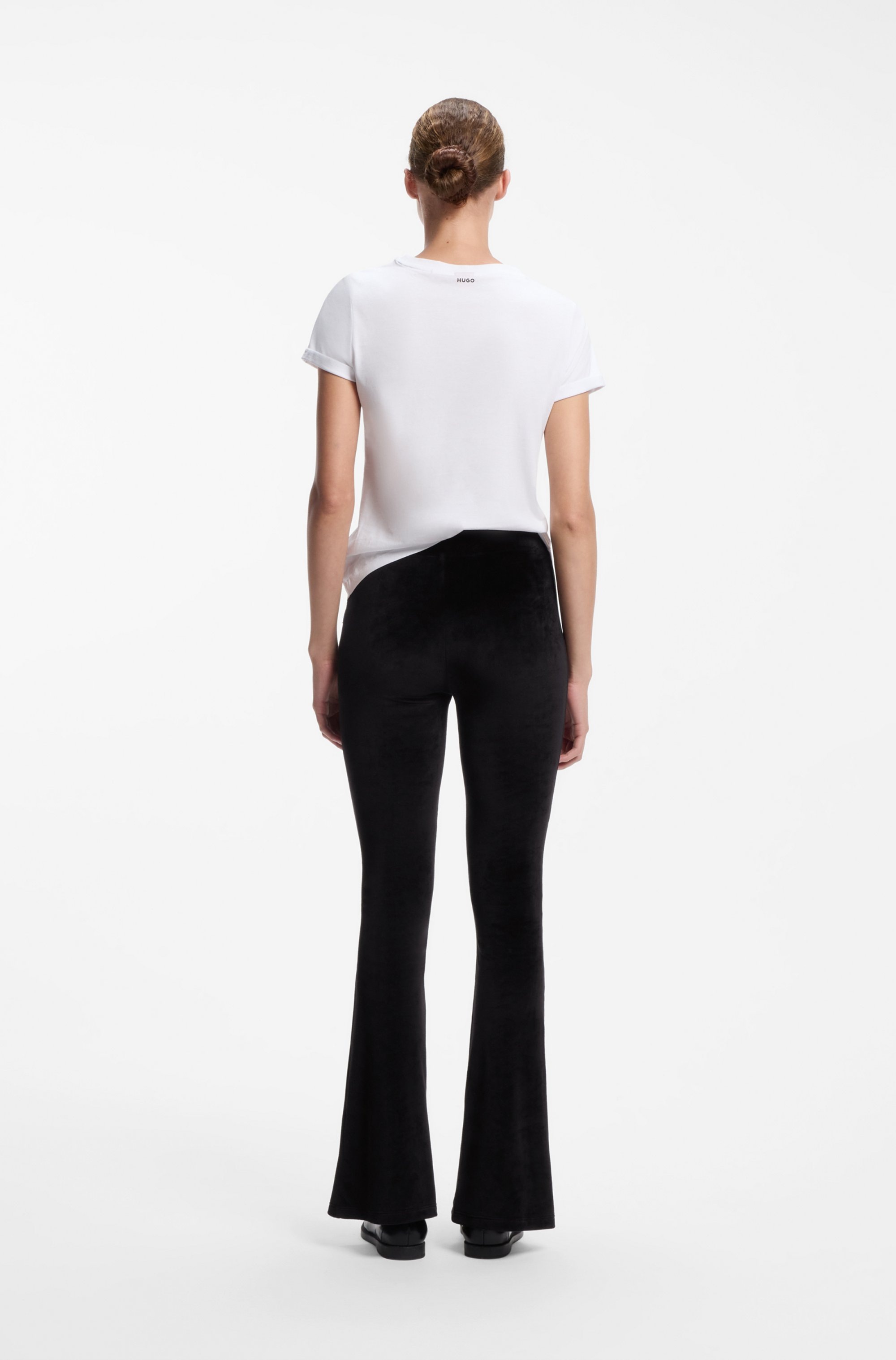 HUGO Samthose »Nucutey«  mit Schlitz vorn am Saum, Flared Fit