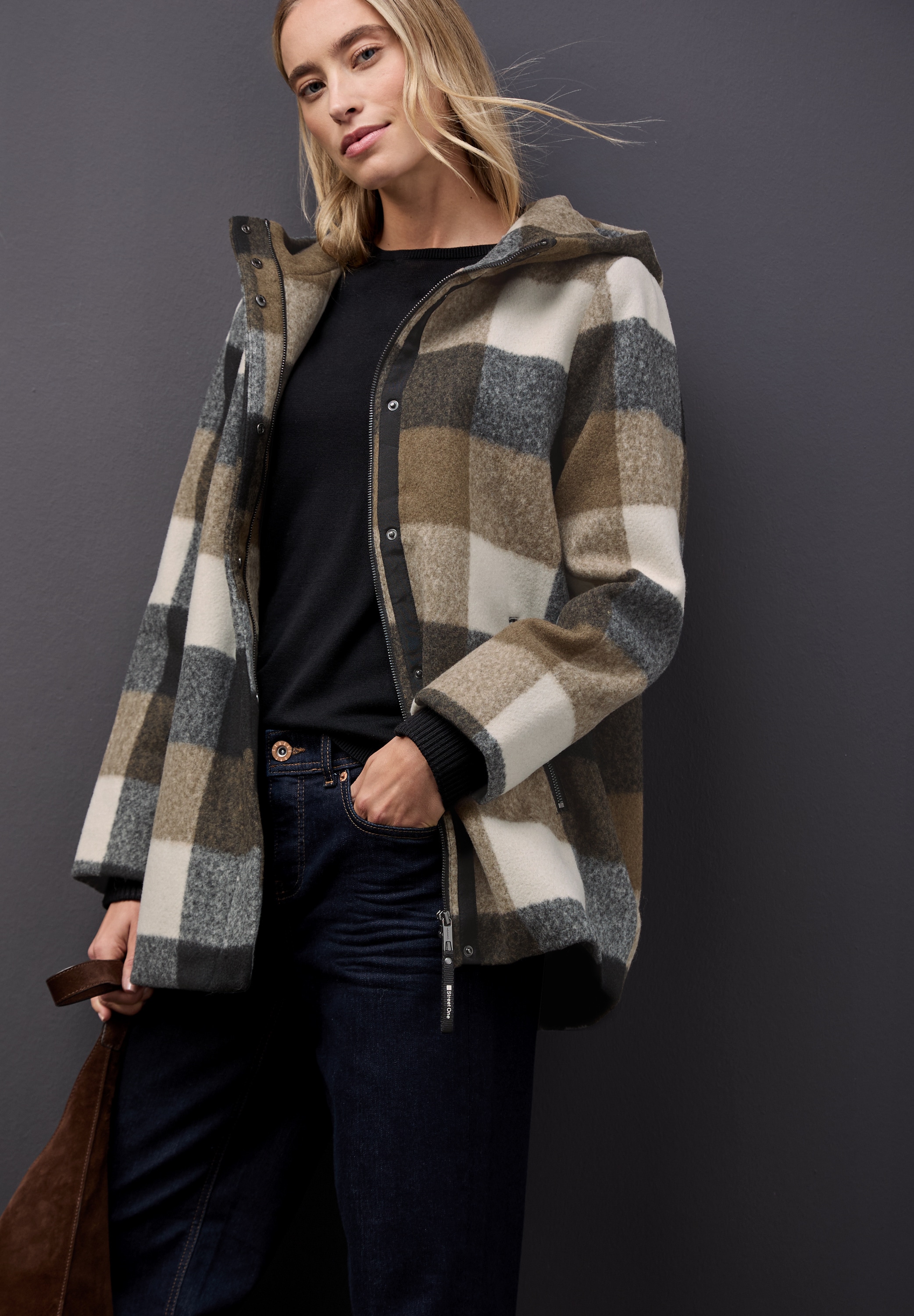 STREET ONE Strickfleecejacke mit Kapuze mit Kapuze, kariert günstig online kaufen