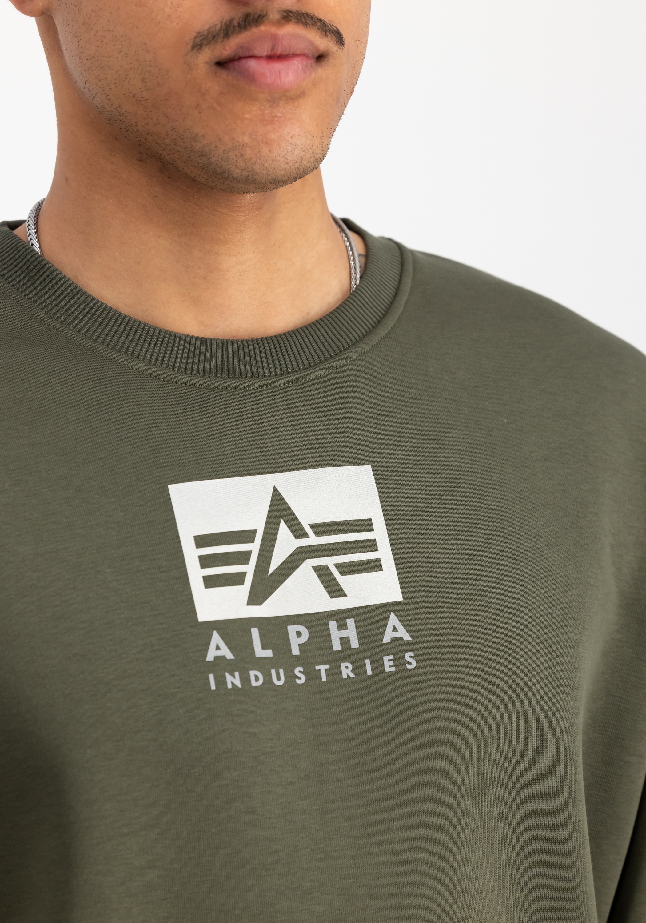Alpha Industries Sweater »Alpha Industries Men - Sweatshirts Satin Logo Sweater«