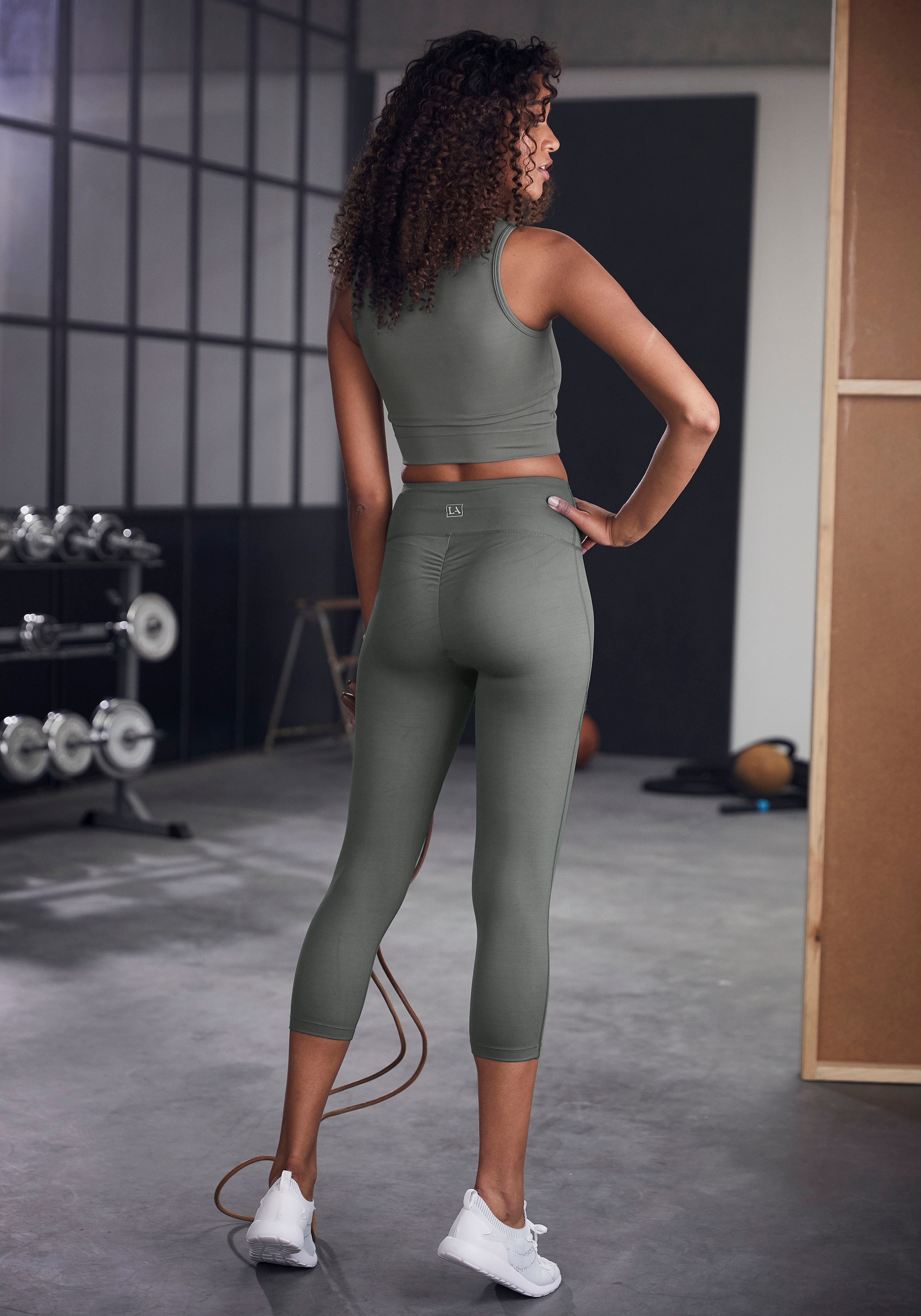 LASCANA ACTIVE Caprileggings »-Sport Capri«, mit kleiner Raffung, Loungewear