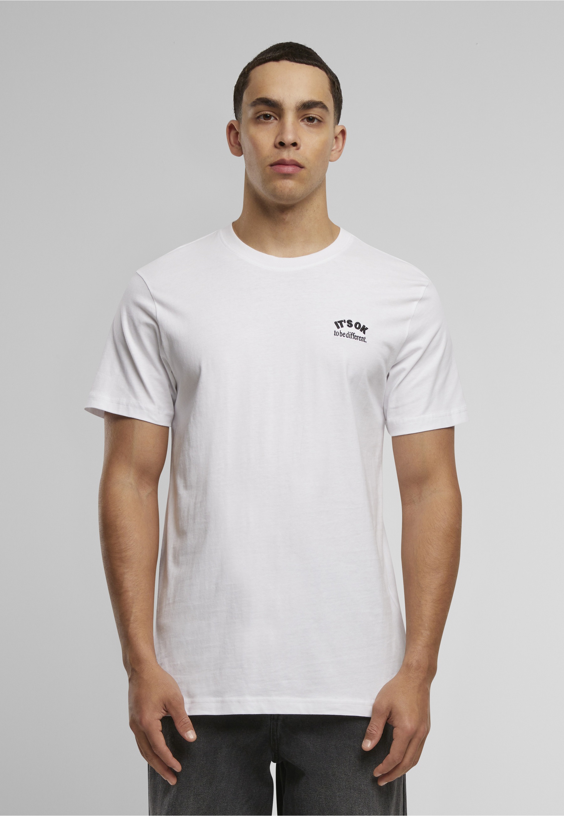 MisterTee T-Shirt »MisterTee It's Ok EMB Tee« 1 Stk.
