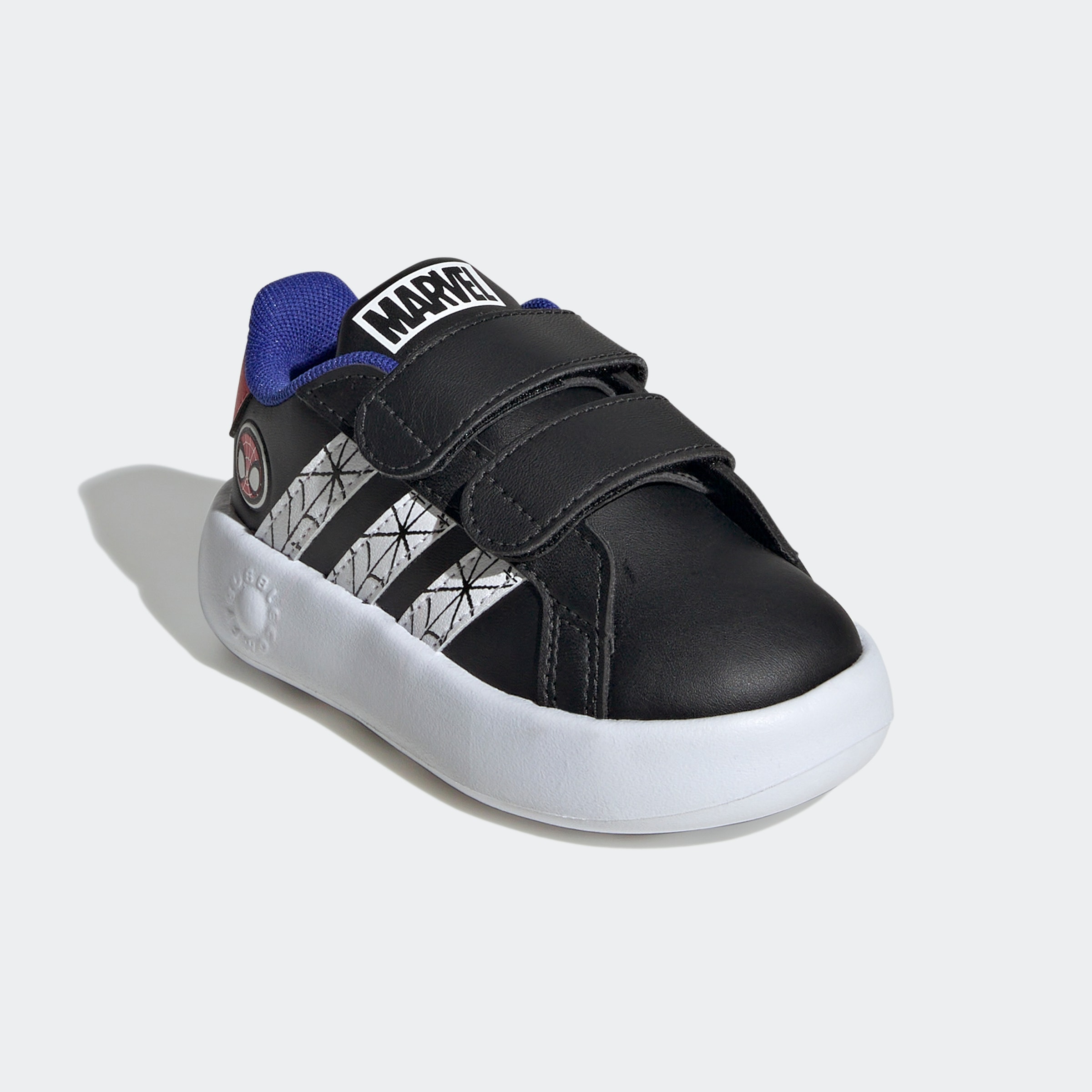 adidas Sportswear Klettschuh "MARVEL’S SPIDER-MAN GRAND COURT KIDS", Design auf den Spuren des adidas Superstar, für Kin