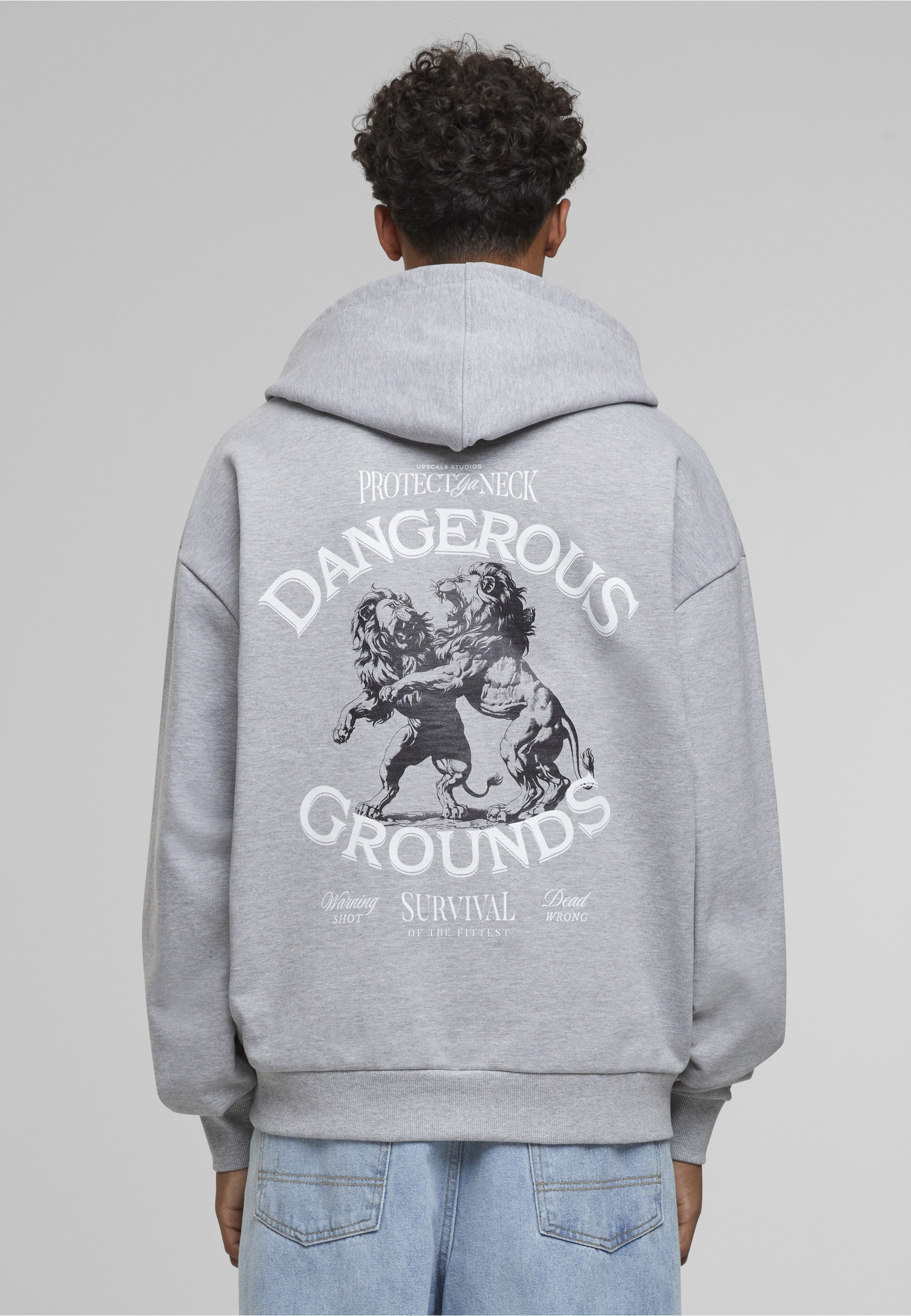 Upscale by Mister Tee Kapuzenpullover »Upscale by Mister Tee Dangerous Grounds Oversize Zip Hoody« 1 tlg.