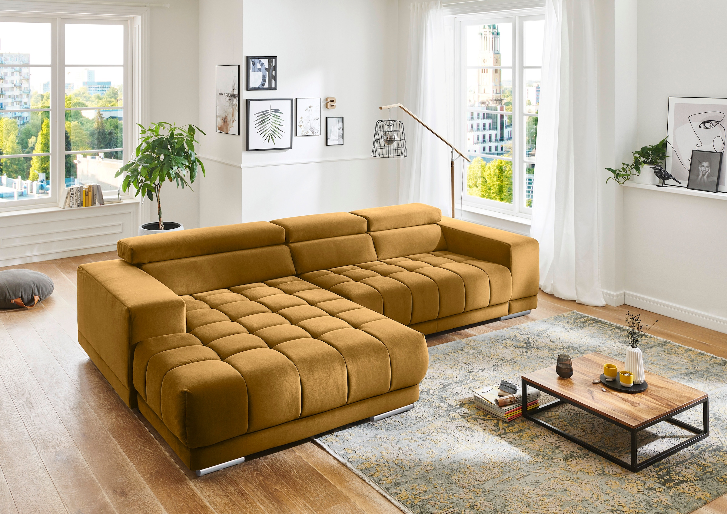 Die PlanBar Ecksofa »MP-IN15053 L-Form«, mit Kopfteilverstellung, wahlweise mit manueller Vorziehbank
