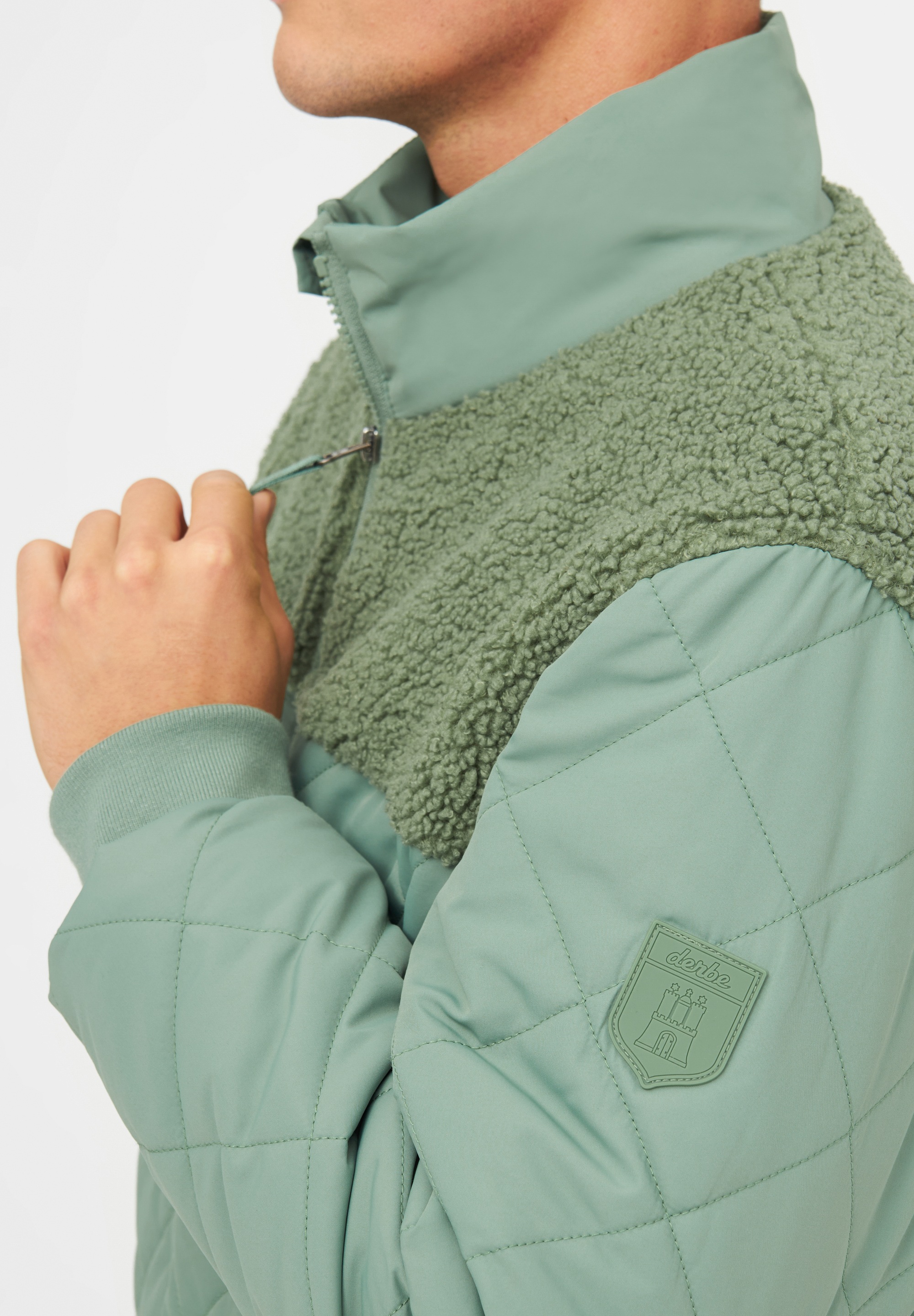 Derbe Fleecejacke »Quiltholm«, gesteppt, Fleece im oberen Anteil, silberne Details