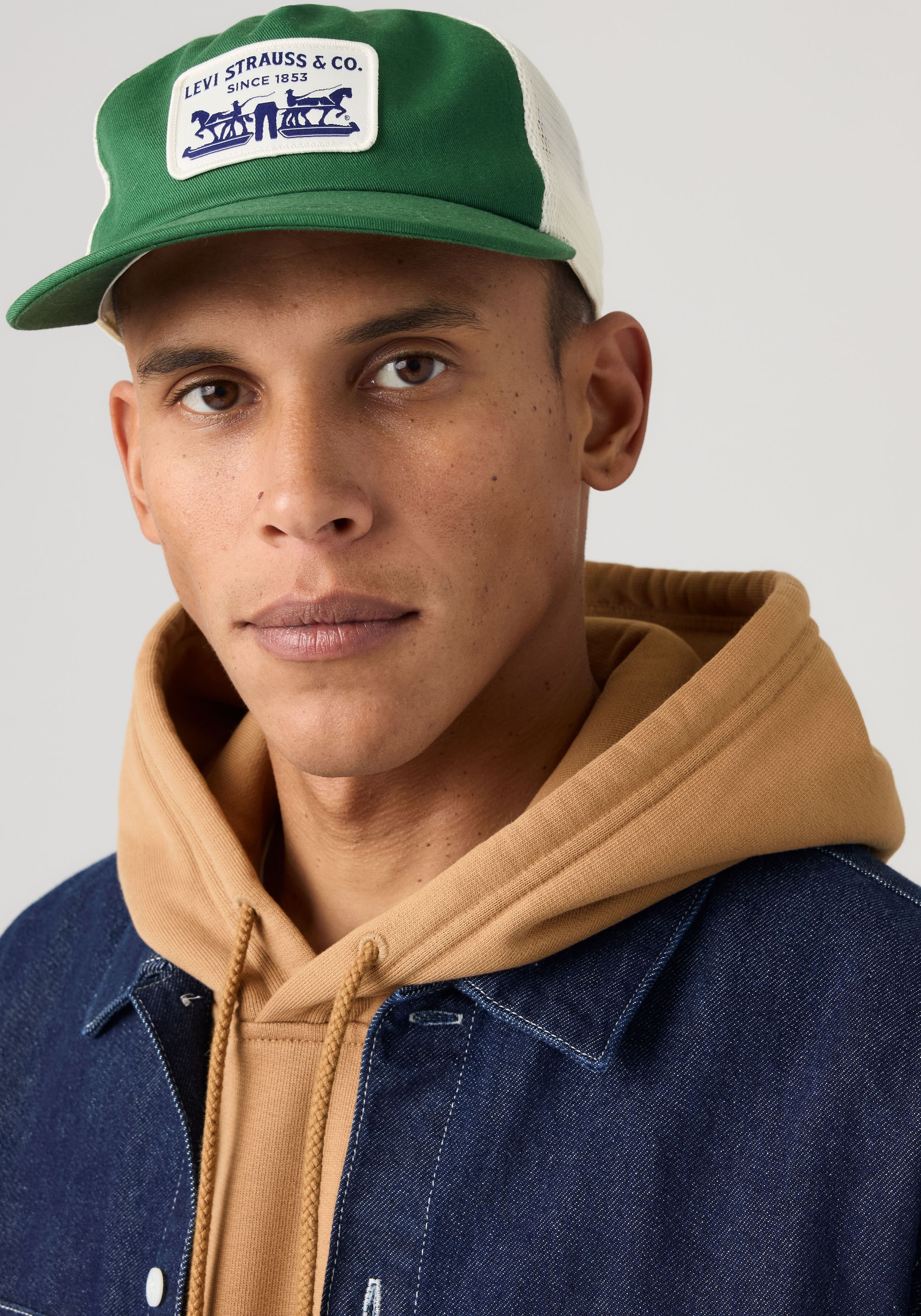Levi's® Trucker Cap »PRESIDIO TRUCKER« mit Logo Stickerei