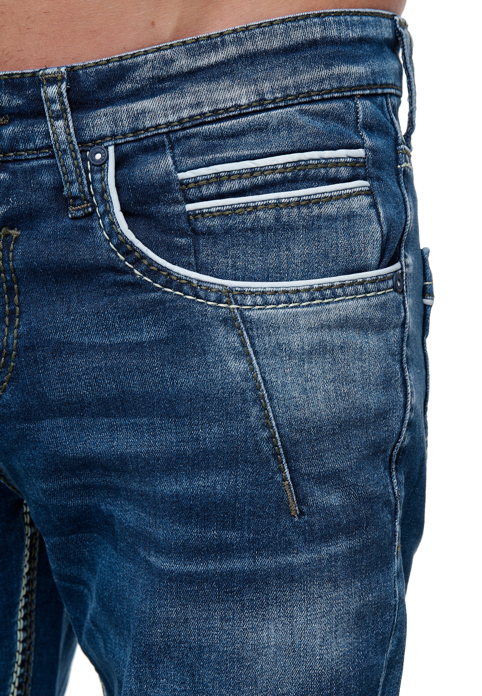 Rusty Neal Straight-Jeans, mit trendigen Kontrastnähten