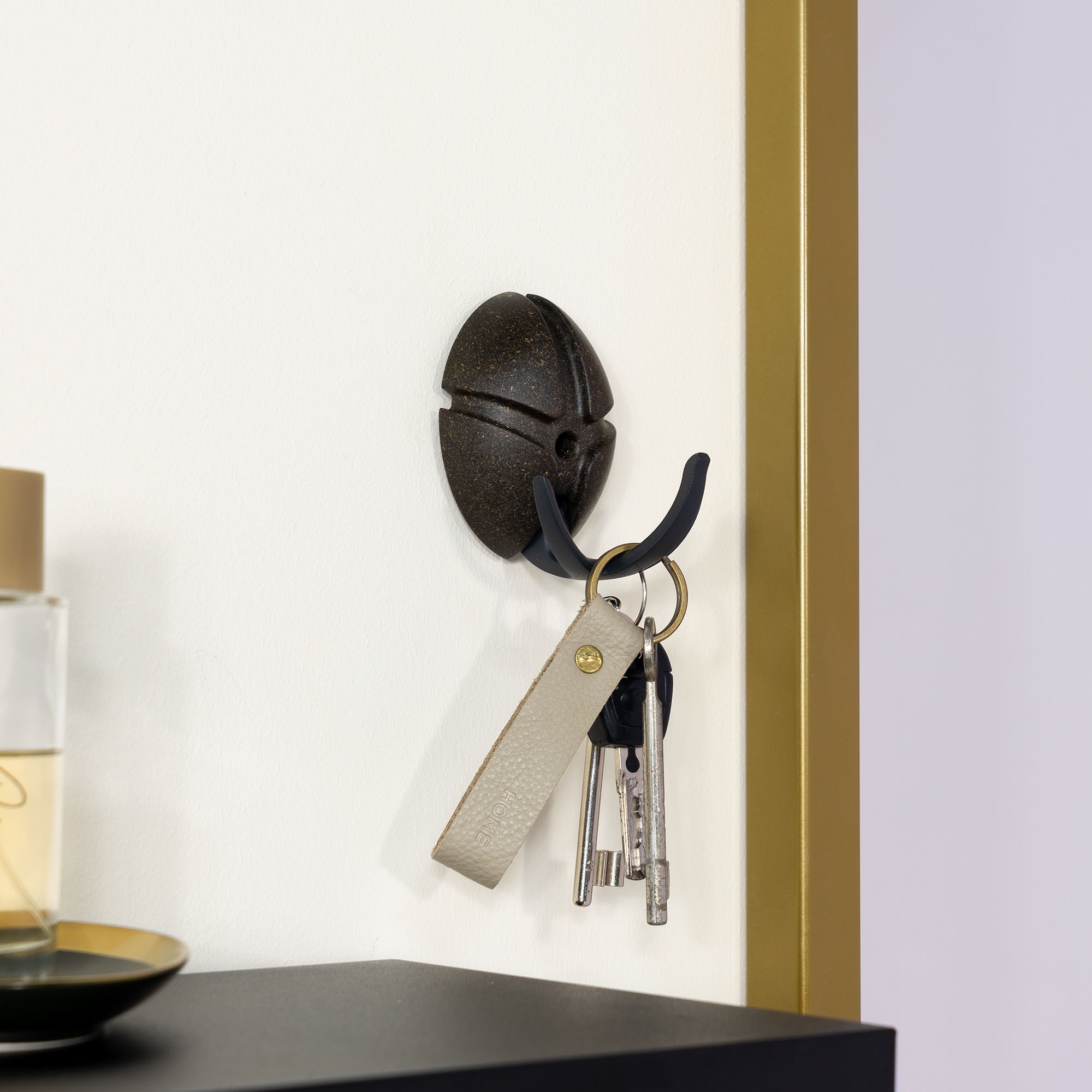 Spinder Design Garderobenhaken »TICK BIO«, (1 St.), Design-Garderobe aus recyceltem ABS und mit klappbaren Haken