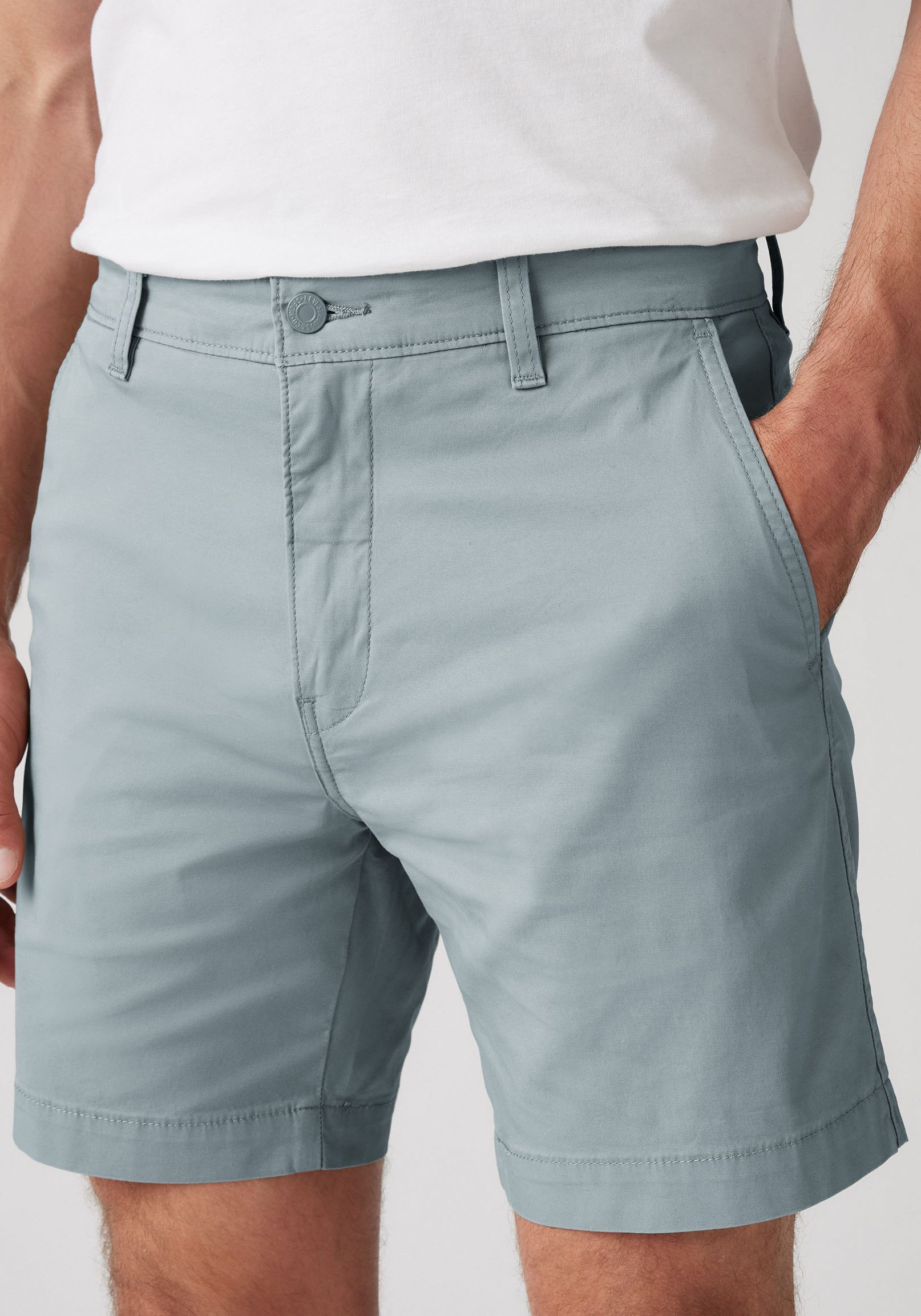 Levis Chinoshorts "XX CHINO SHORT II", Sommerhose mit Logobadge günstig online kaufen
