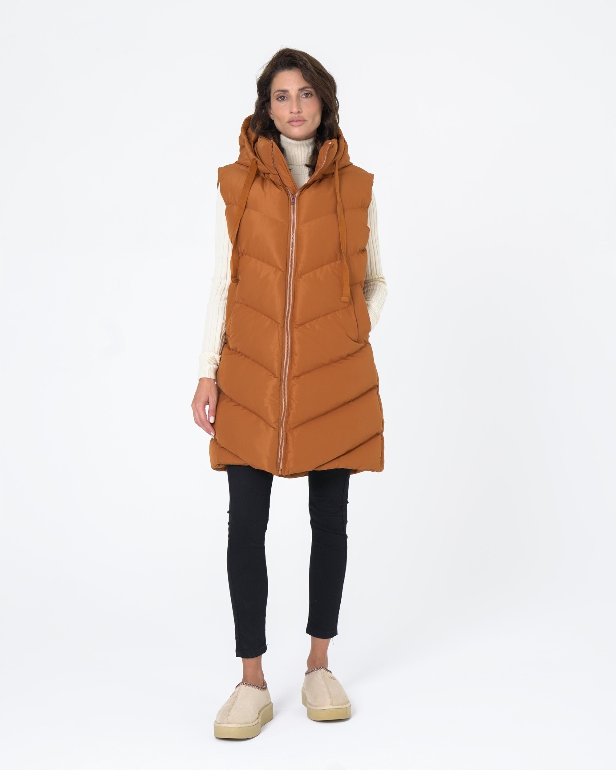 freshlions Steppweste "Elisa" 1 Stk. tlg. mit langem Schnitt günstig online kaufen