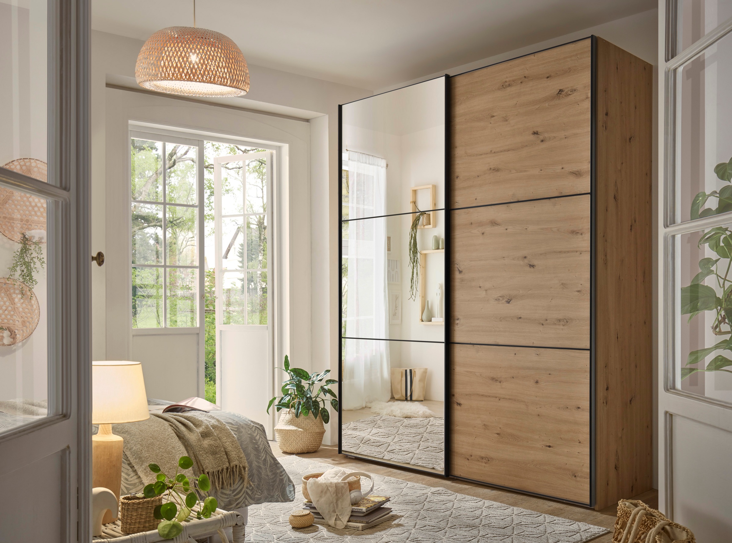 STAUD Schwebetürenschrank »Includo_Minisystem_08_2-türig, Made in Germany«, Mit vier verschiedenen Ausstattungsvarianten