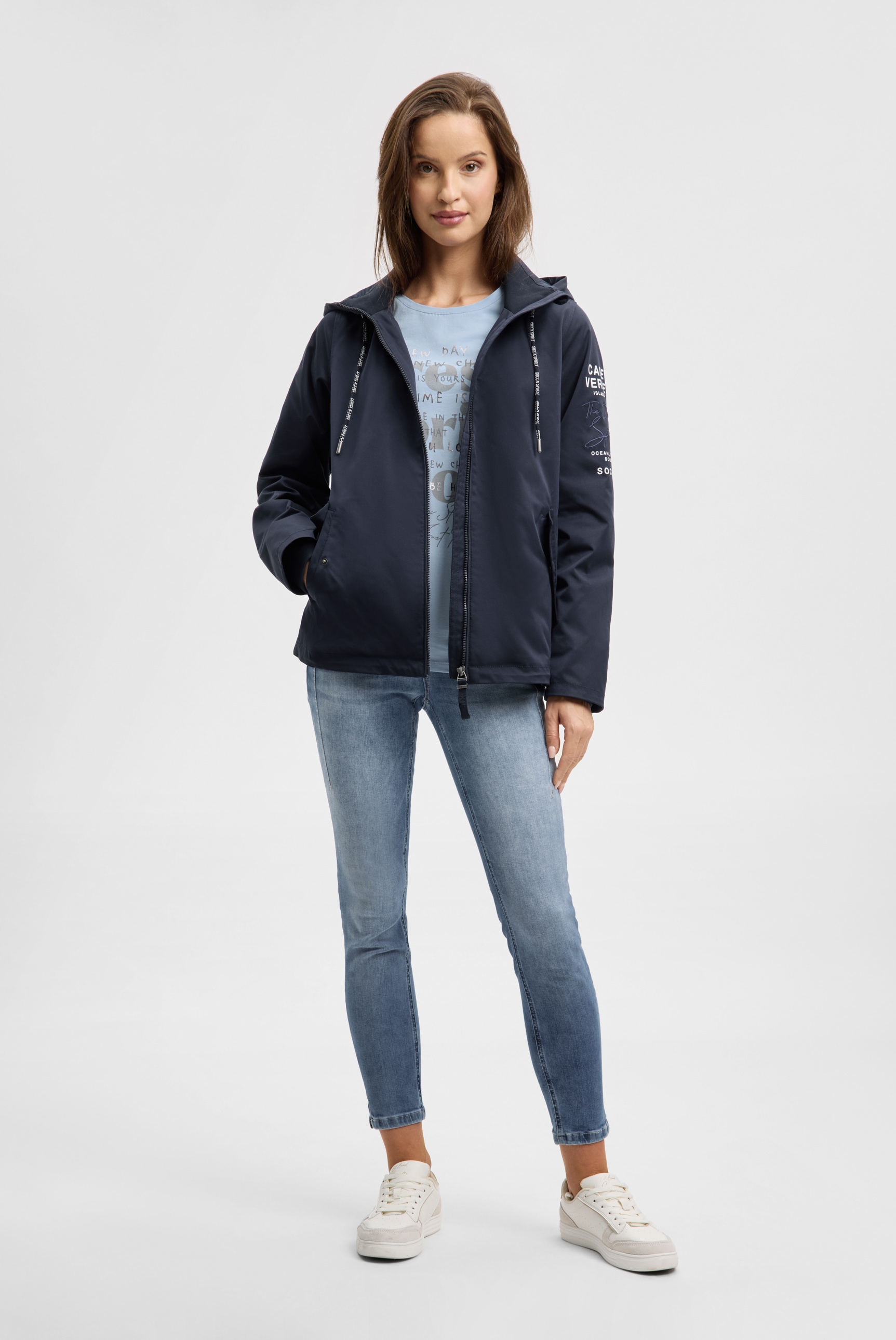 SOCCX Outdoorjacke mit Kapuze mit verstellbarem Gummizug im Saum