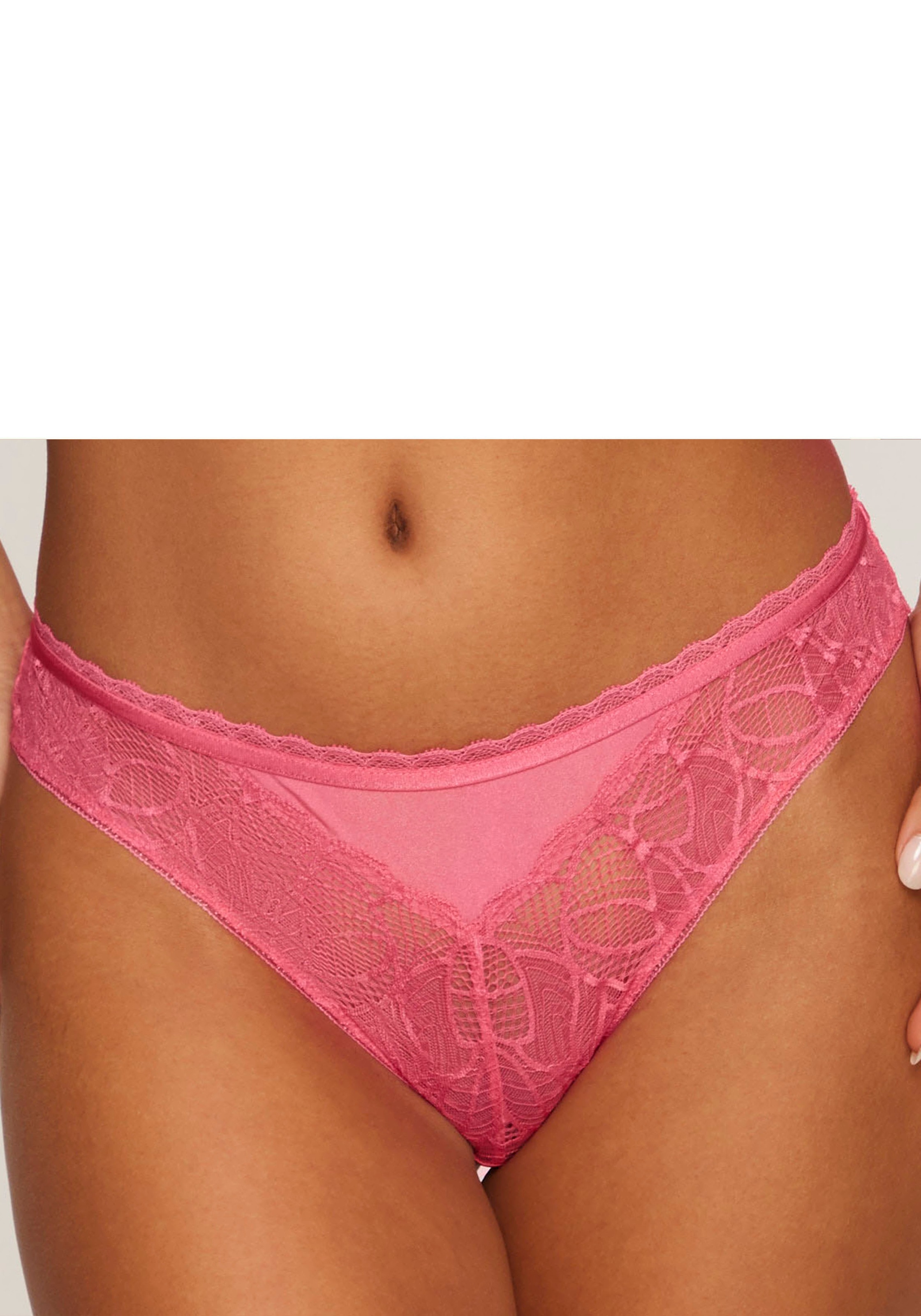 LASCANA Stringpanty "Alicia", aus dezent transparenter Spitze