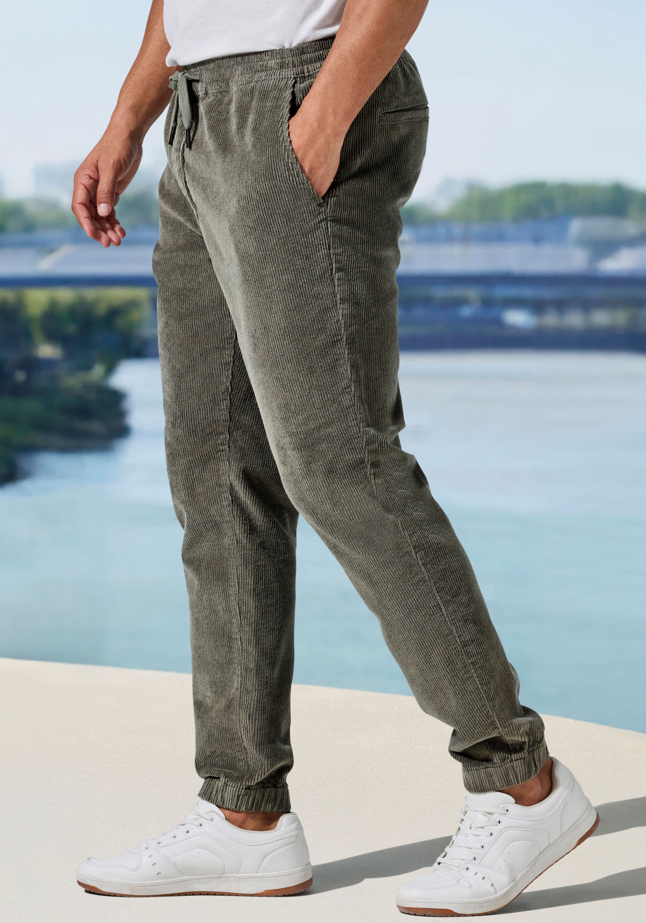 John Devin Jogger Pants »Jogg Pants«, elastischer Cord aus Baumwoll-Stretch-Qualität