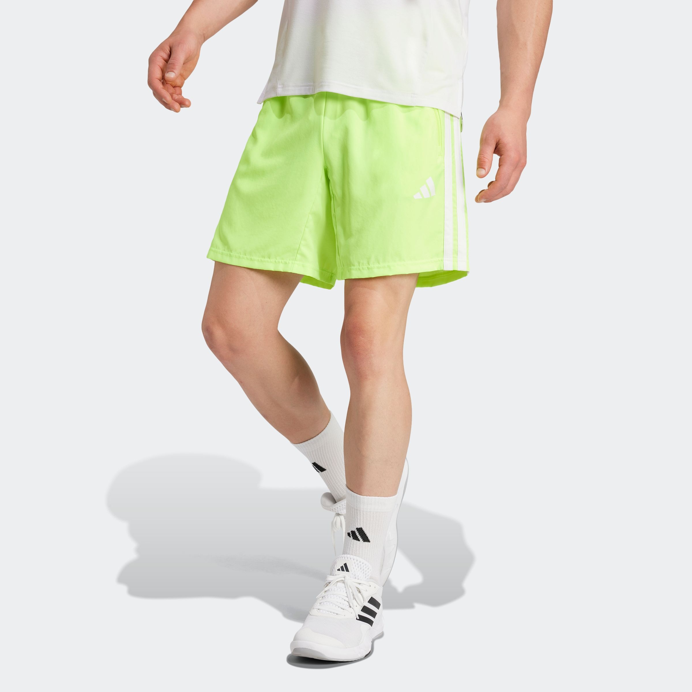 adidas Performance Shorts "ESSENTIALS TRAINING 3-STREIFEN WOVEN" günstig online kaufen