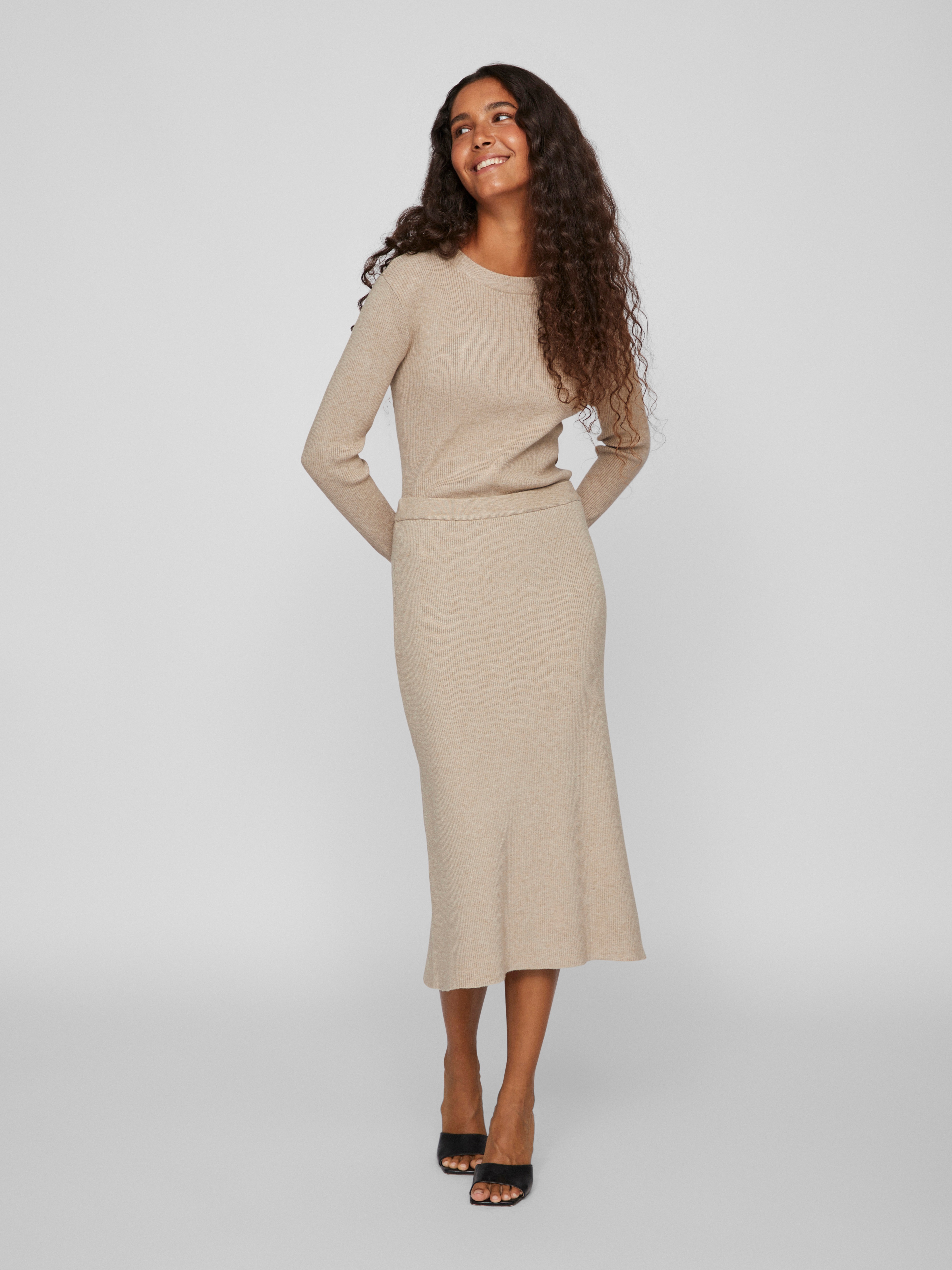 Thumbnail - Vila Strickrock "VICOMFY A-LINE KNIT SKIRT- NOOS"