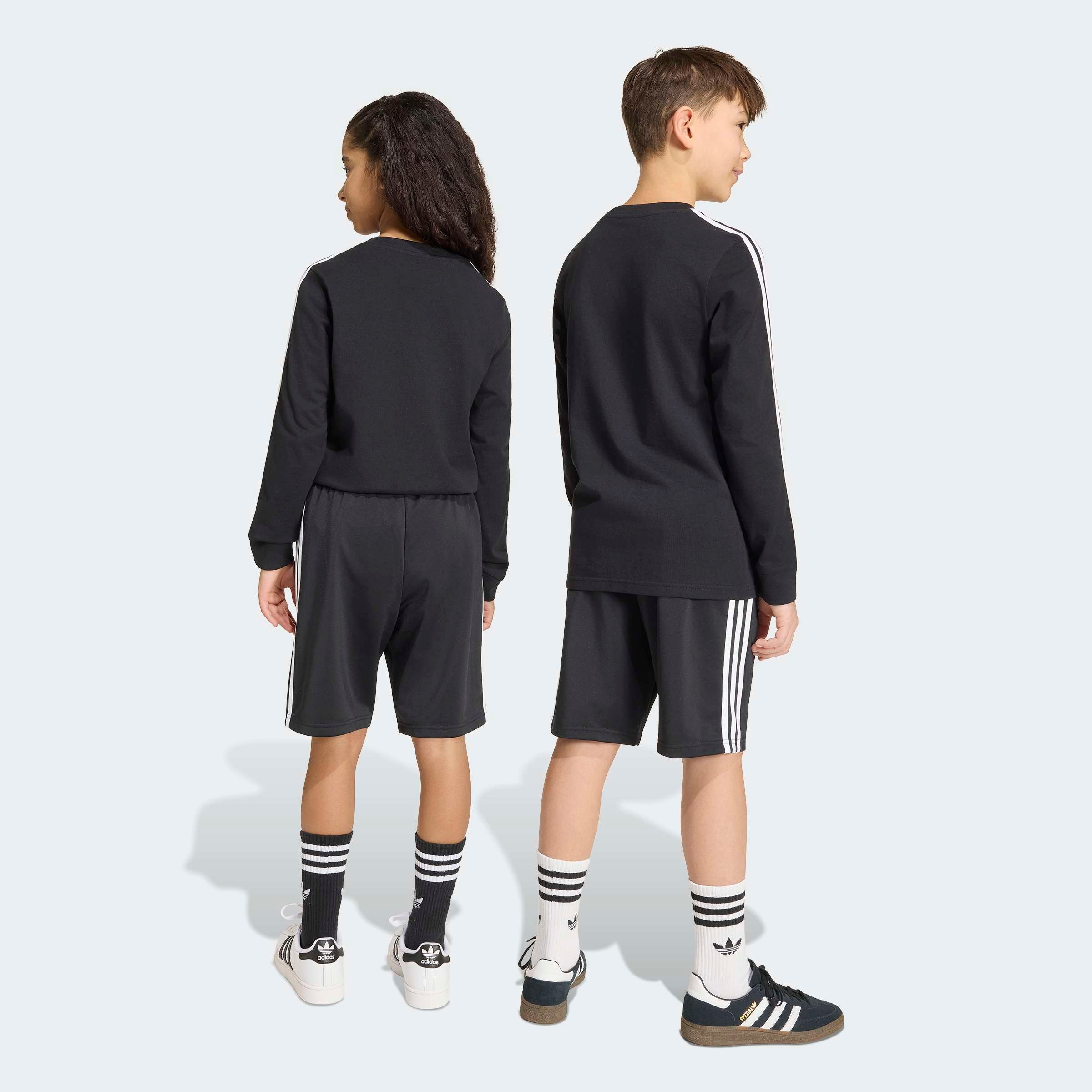 adidas Originals Shorts »FIREBIRD«  für Kinder, normal-weit geschnitten, im Bermuda-Stil, sportlicher Stil
