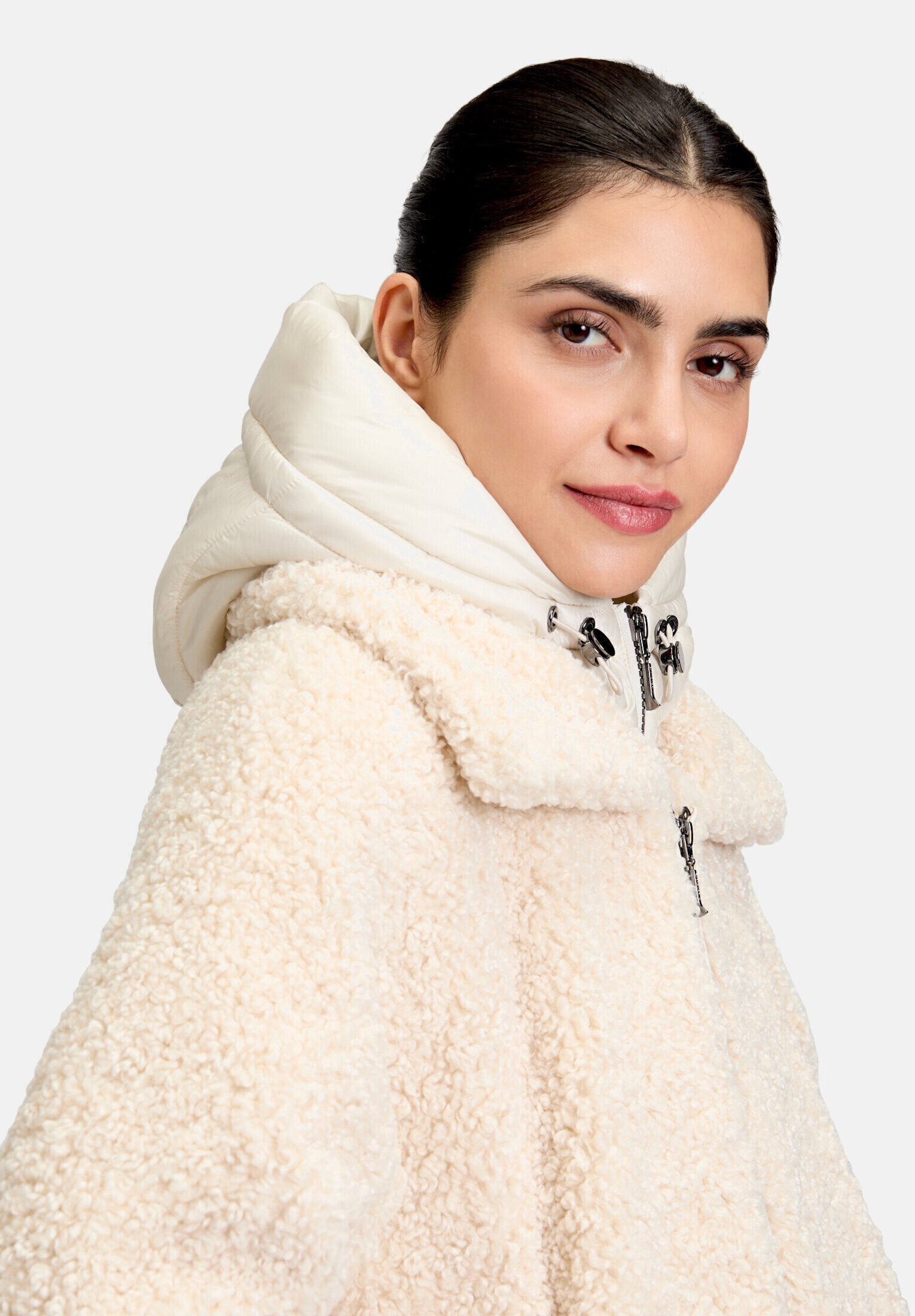 Amber & June Plüschjacke »Damen mit abnehmbarem Westenteil« mit Kapuze