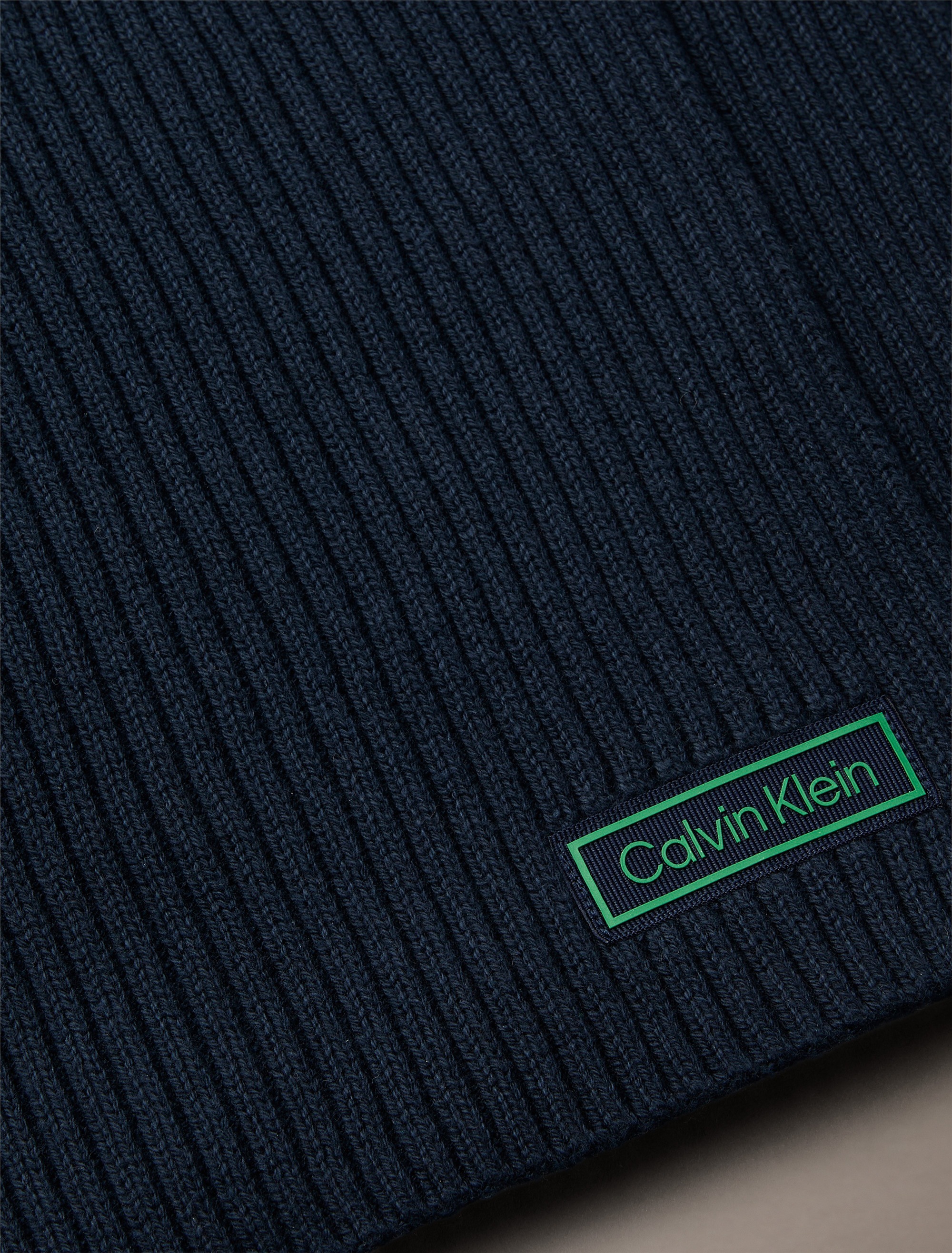 Calvin Klein Modetuch »PATCH CHUNKY RIB COTTON SCARF«, Perfekt für den Alltag