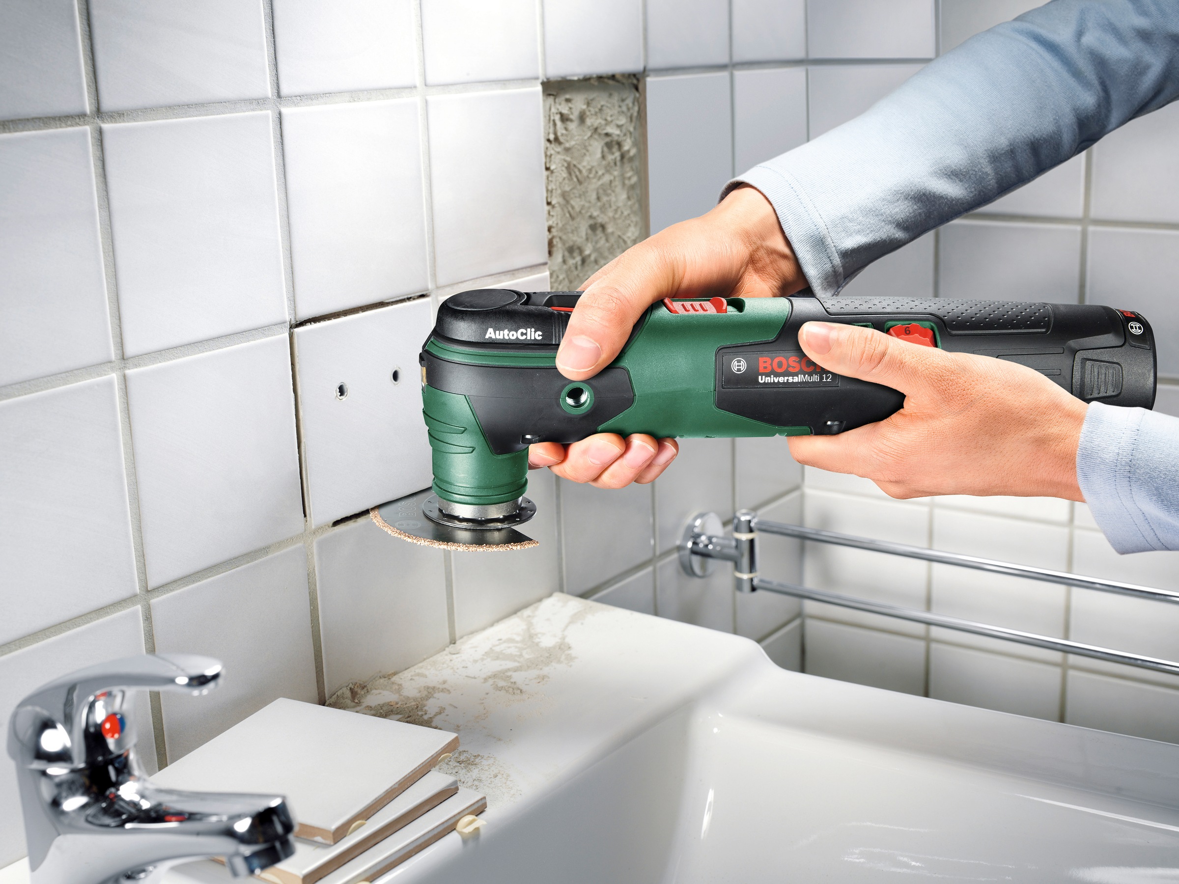 Bosch Home & Garden Akku-Multifunktionswerkzeug »UniversalMulti 12«, (Set), 12 V, mit Akku und Ladegerät