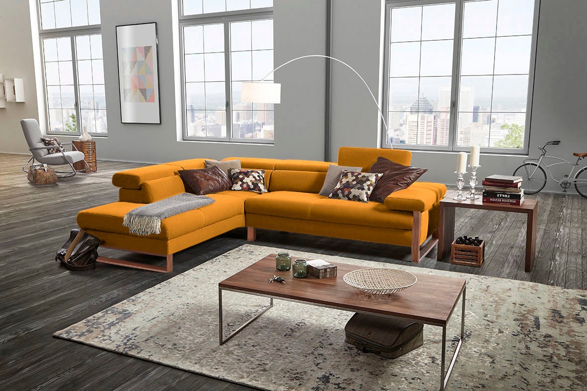W.SCHILLIG Ecksofa »finn, Designsofa mit tollem Sitzkomfort, bequem, L-Form«, German Design Award 2016, Fußgestell Nussbaum natur, Breite 281 cm