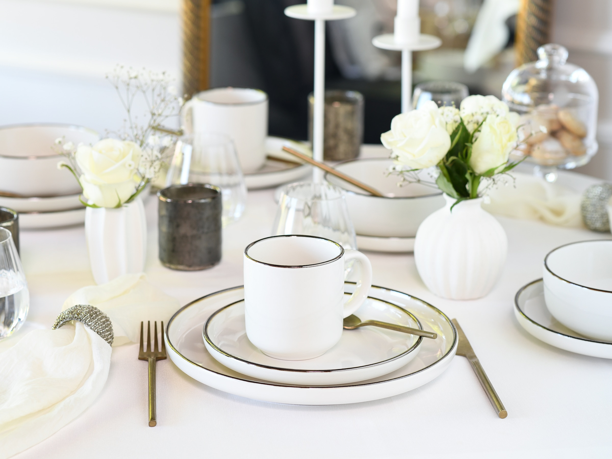 CreaTable Kombiservice »Nordic Festive, Service 16-tlg.« Minimalistisches Design, Dezente goldene Akzente