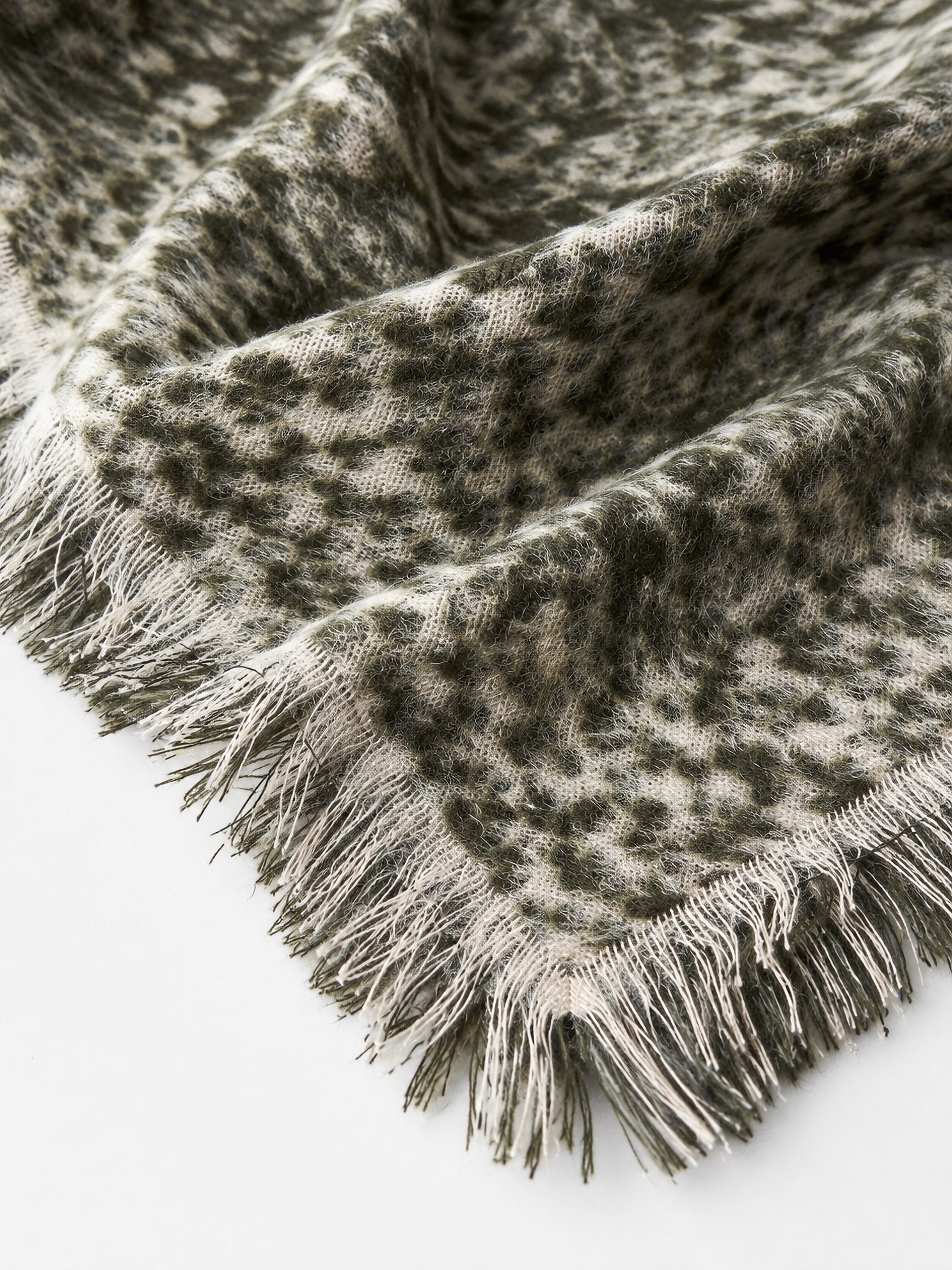 COLLEZIONE ALESSANDRO Modeschal »Leo Dreieck« 1 Stk. warmes Dreieckstuch in Leo Optik